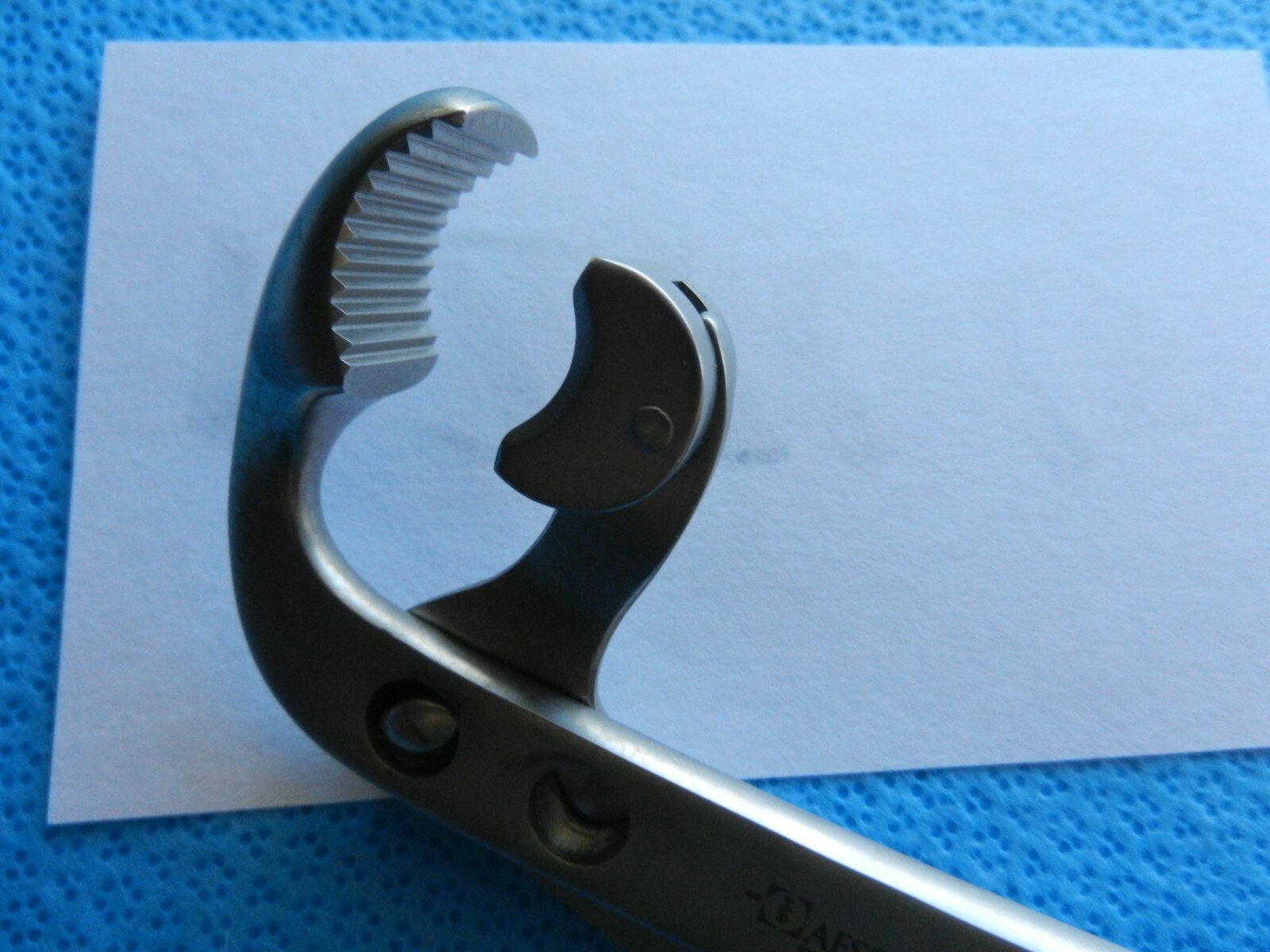 D2700 Aesculap Surgical Repositioning Forceps FO166R