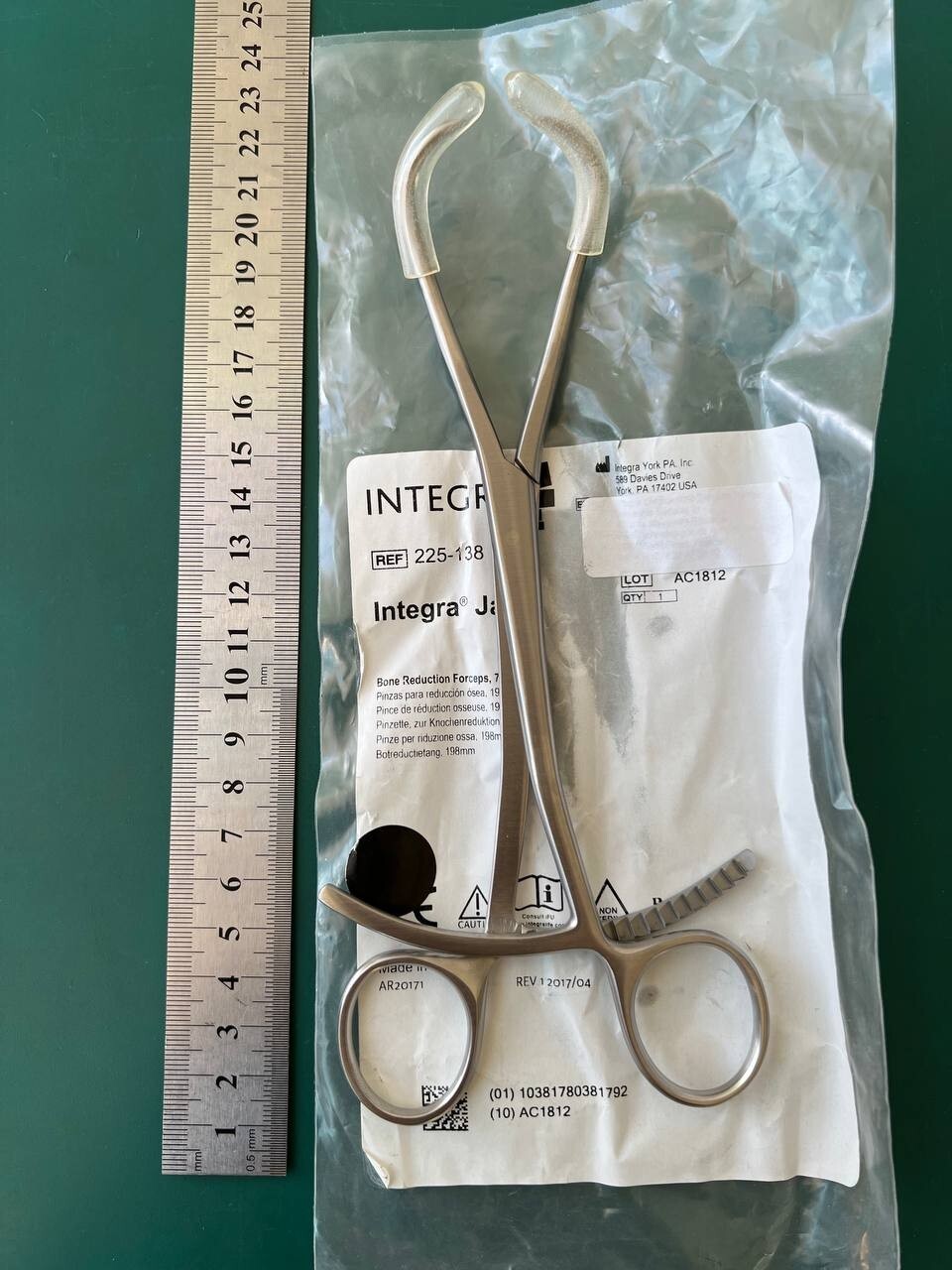 Integra Jarit 225-138 Orthopedic Bone Reduction Forceps NEW