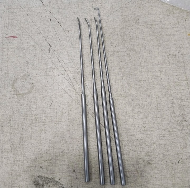 Set of 4 Aesculap Codman Penfield Dissectors & Hook Probe Neurology Orthopedics