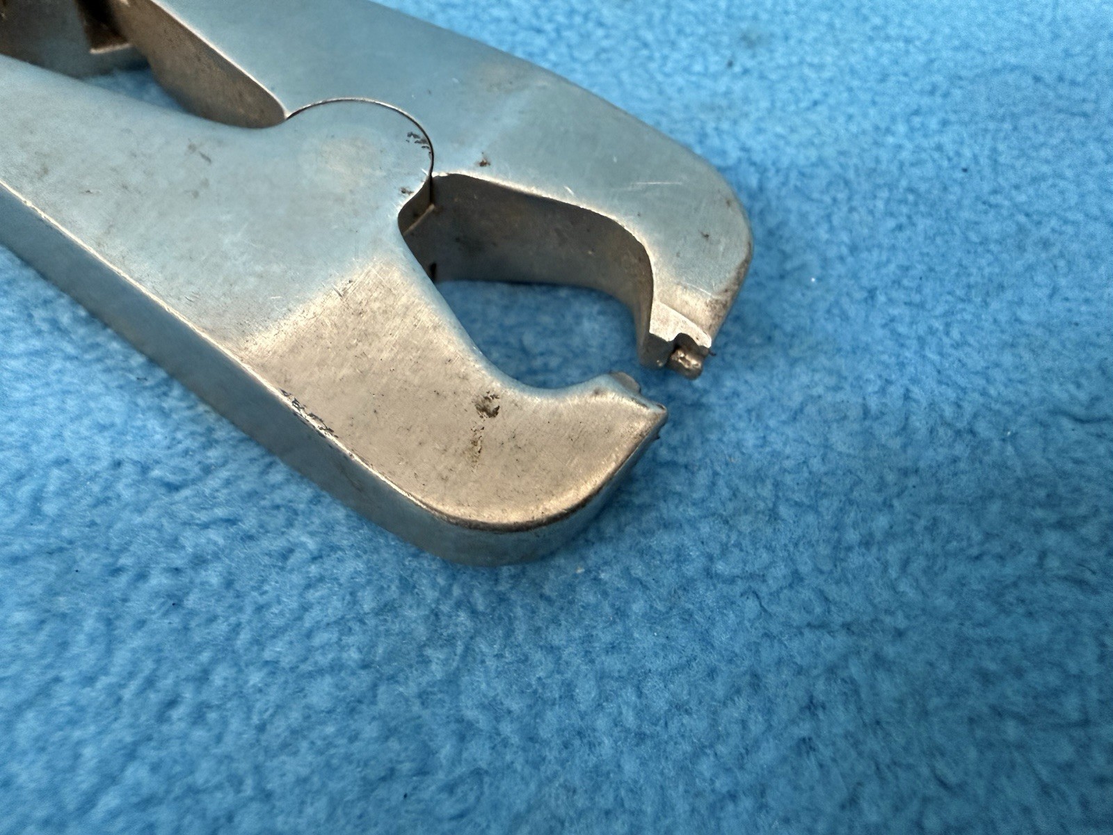 PILLING Surgical 34-2004 Sternal Thoracic Crimper 8.5″