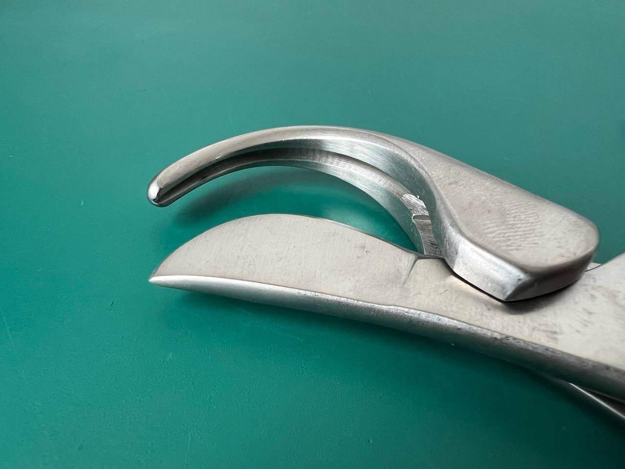Integra Jarit 300-302 Gluck Rib Shears