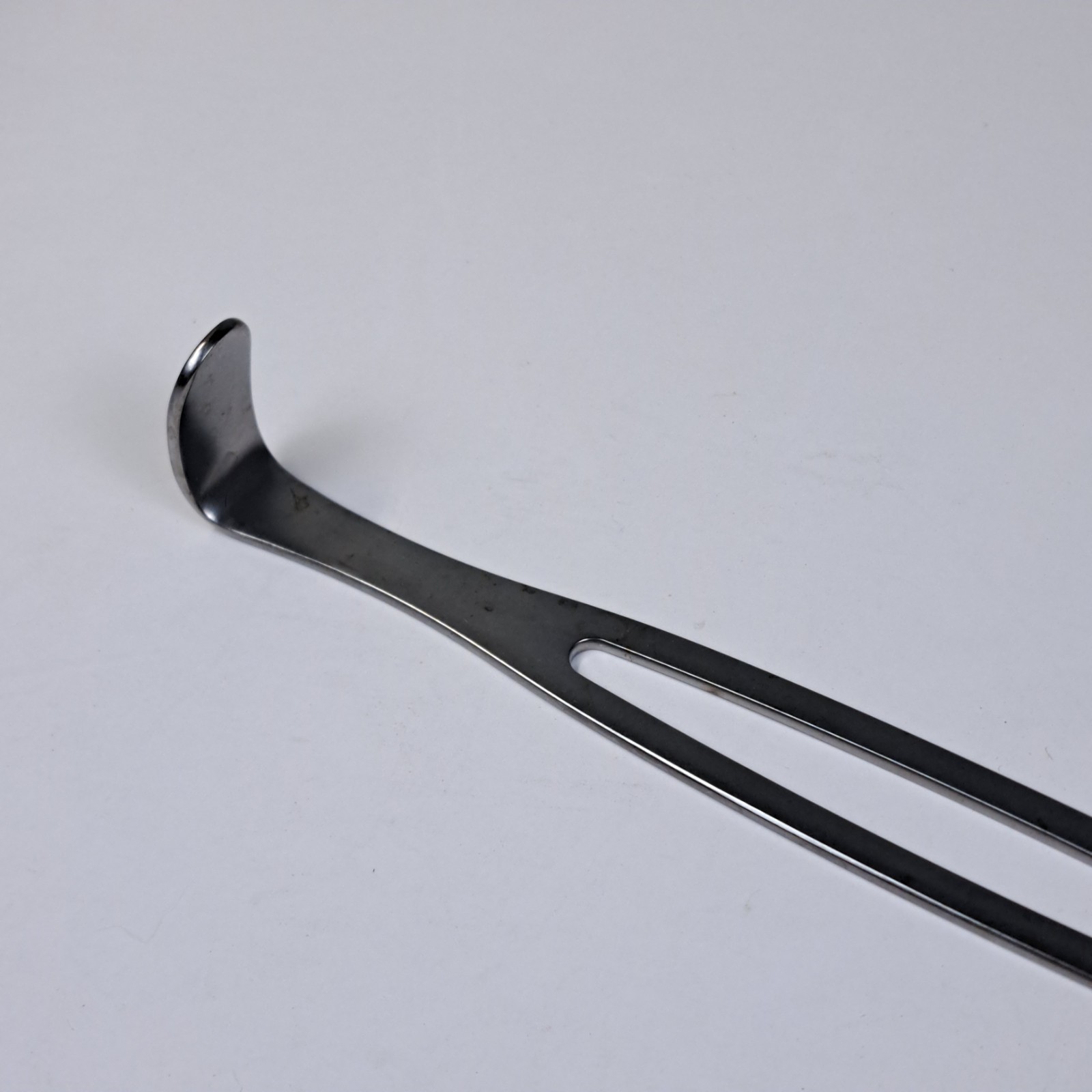 Aesculap BT041R Single Orthopedic Ortho Double Ended US Army Retractor 8.5″