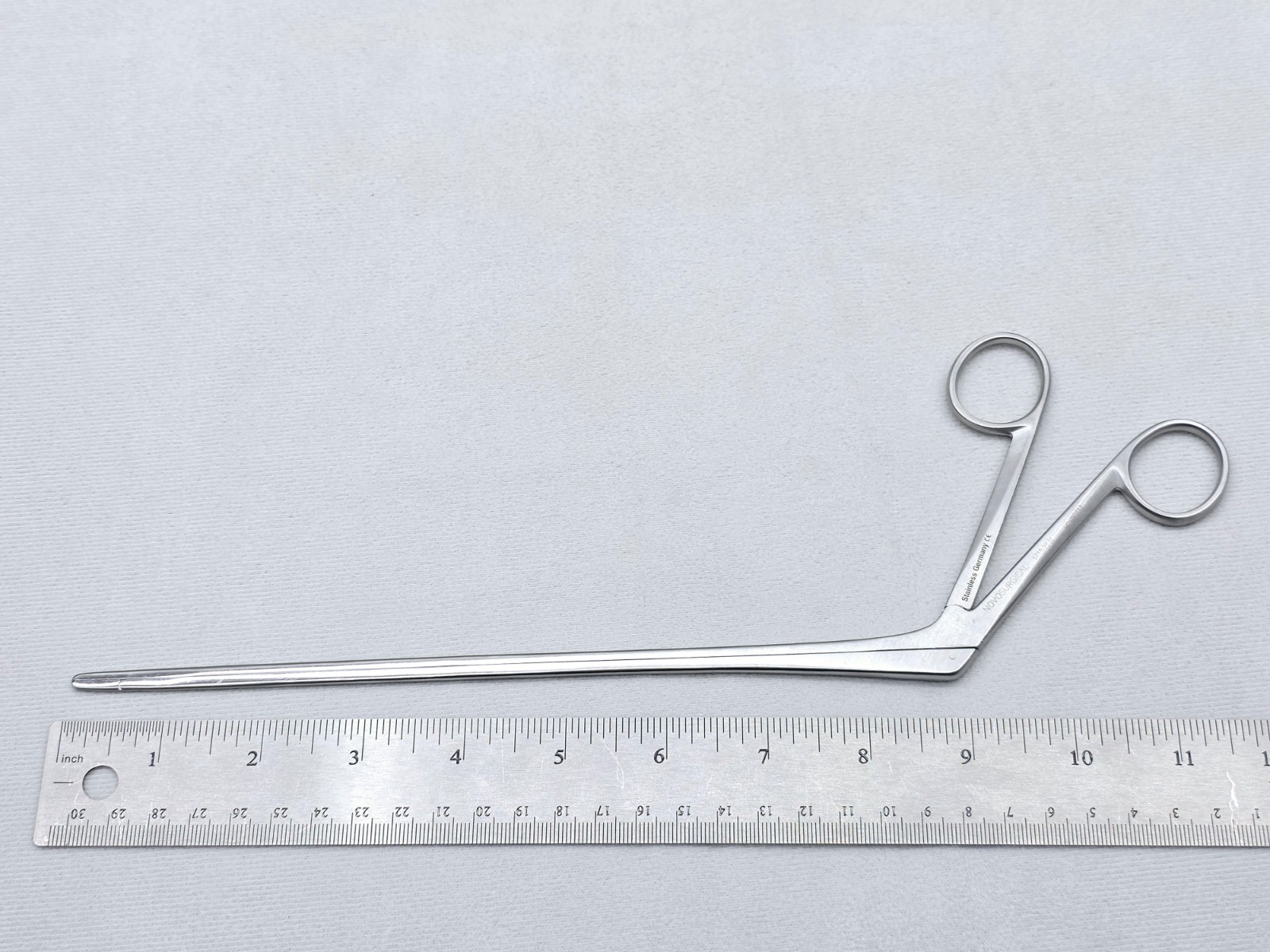 NOVO SURGICAL 5719-98-H Rongeur Straight, 1.5mm x 10mm cup 9″ – Ultrasonic Clean
