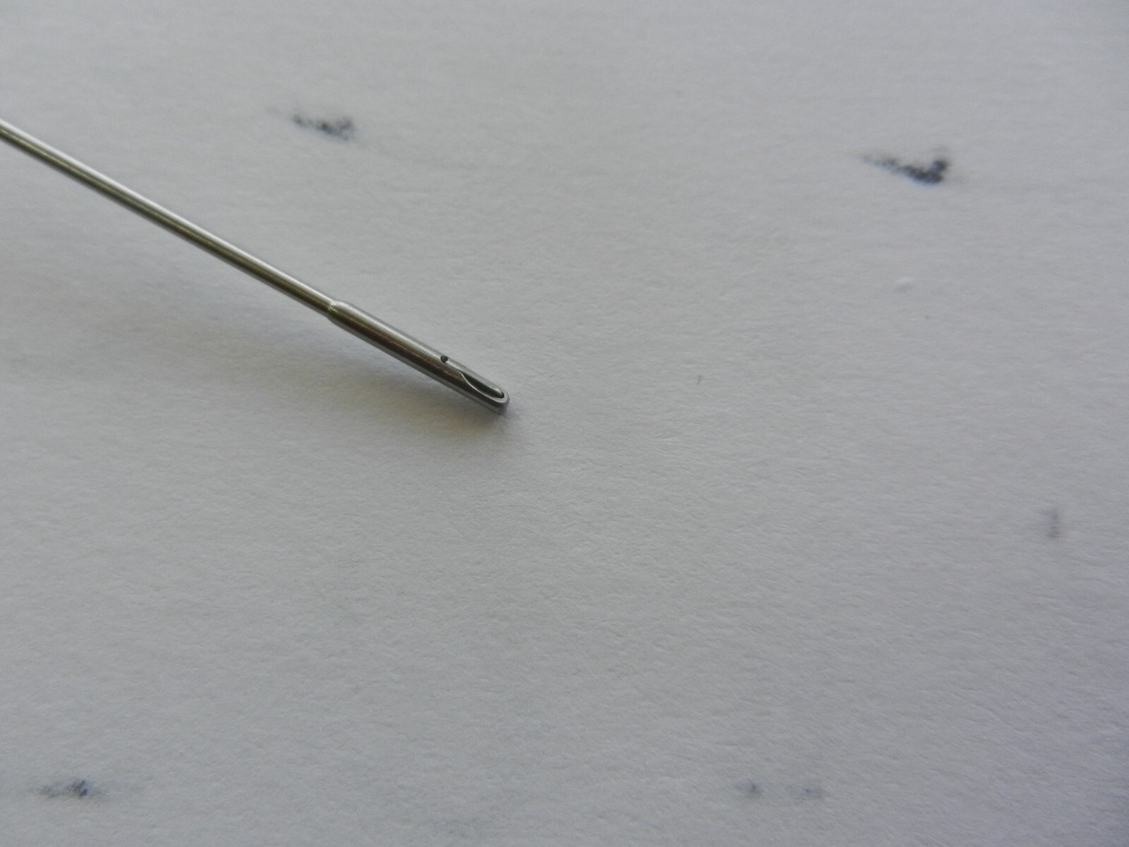 E5212 R. Wolf 8462.6318 Laparoscopic Punch Forceps 5fr x 640WL