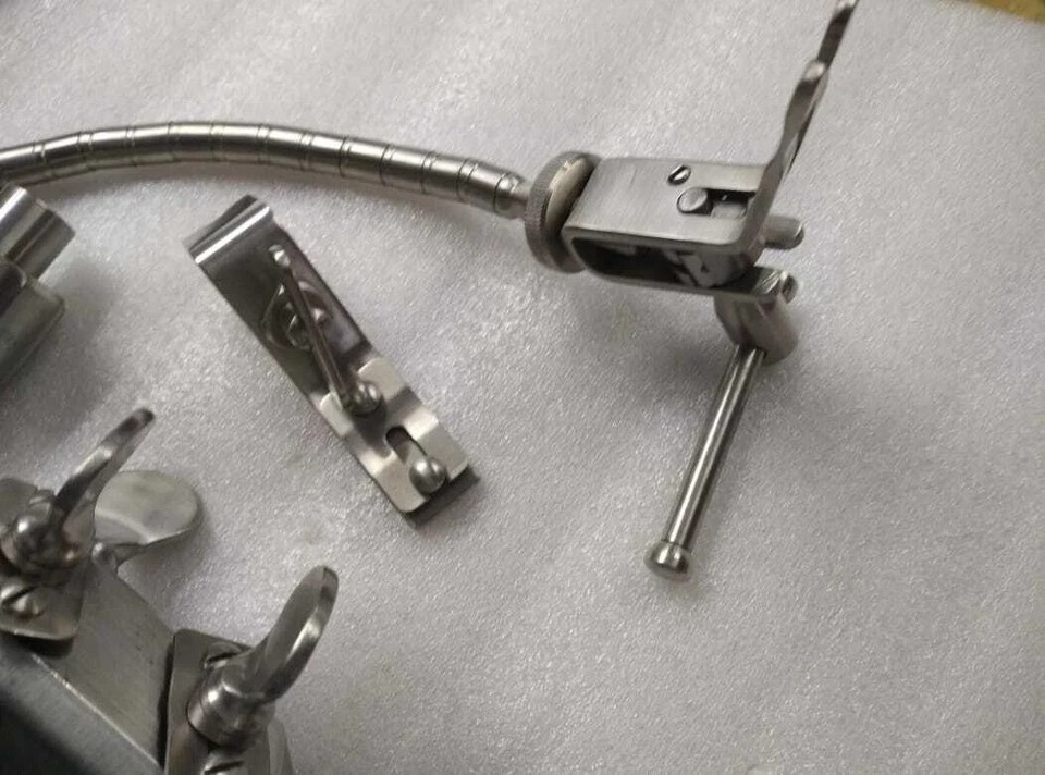 Leyla Brain Retractor Surgical Set with Fixation System | Neurosurgery & Urology