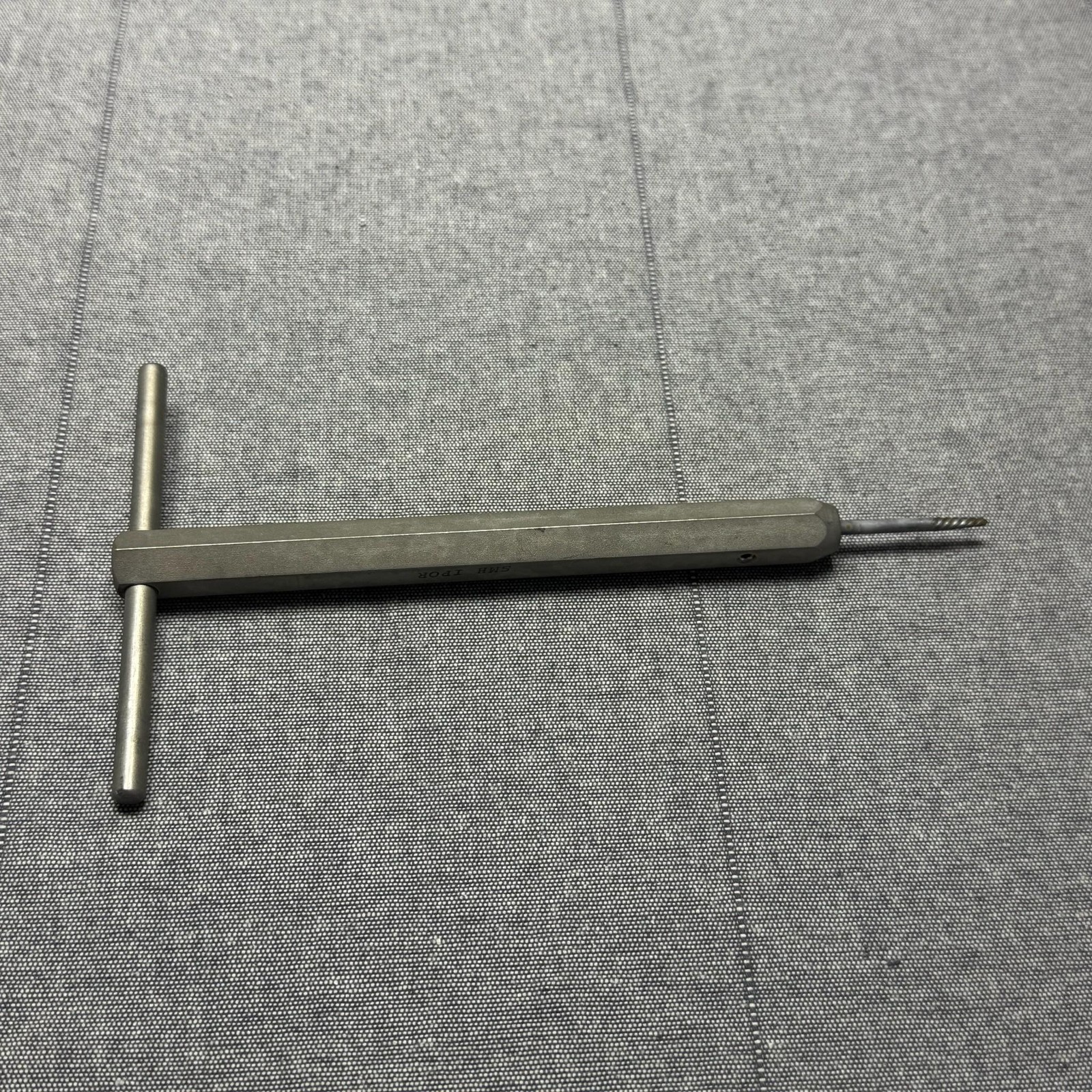 803-105 Orthopedic T-Handle Bone Tap Surgical Instrument Gray Steel