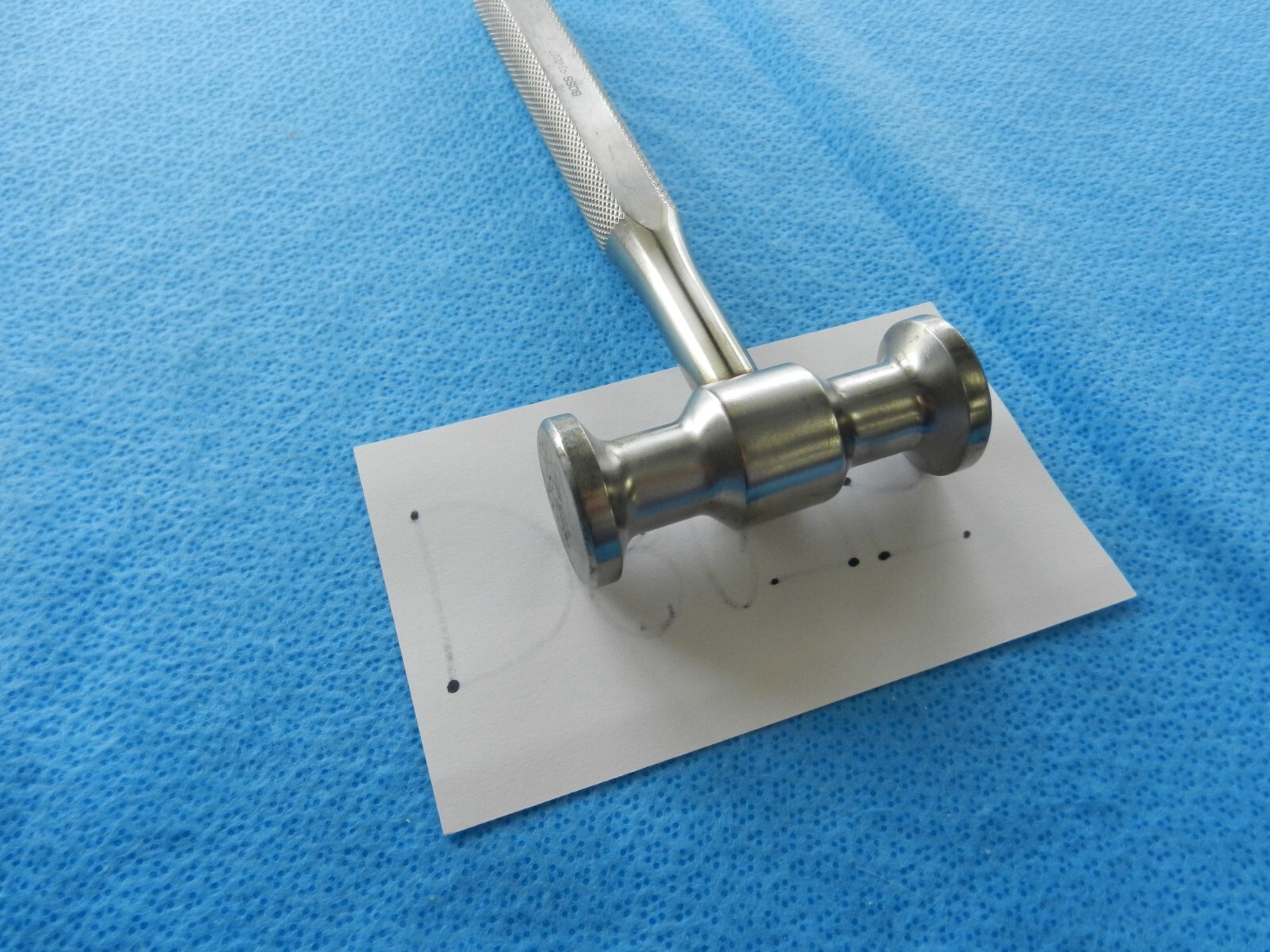 D8075 Boss Surgical Solid Head Orthopedic Mallet 1Ib Weight 17.8cm Long 93-0227