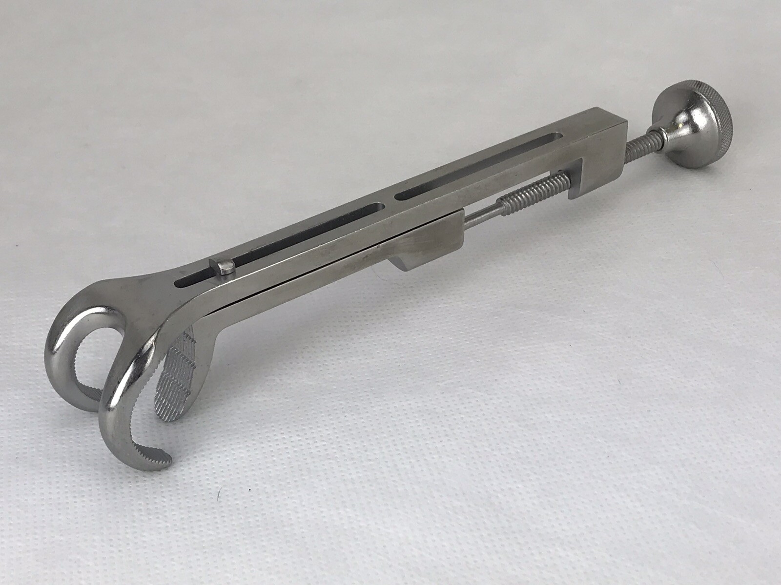 Zimmer Biomet Lowman Clamp 3205 17.5cm Length