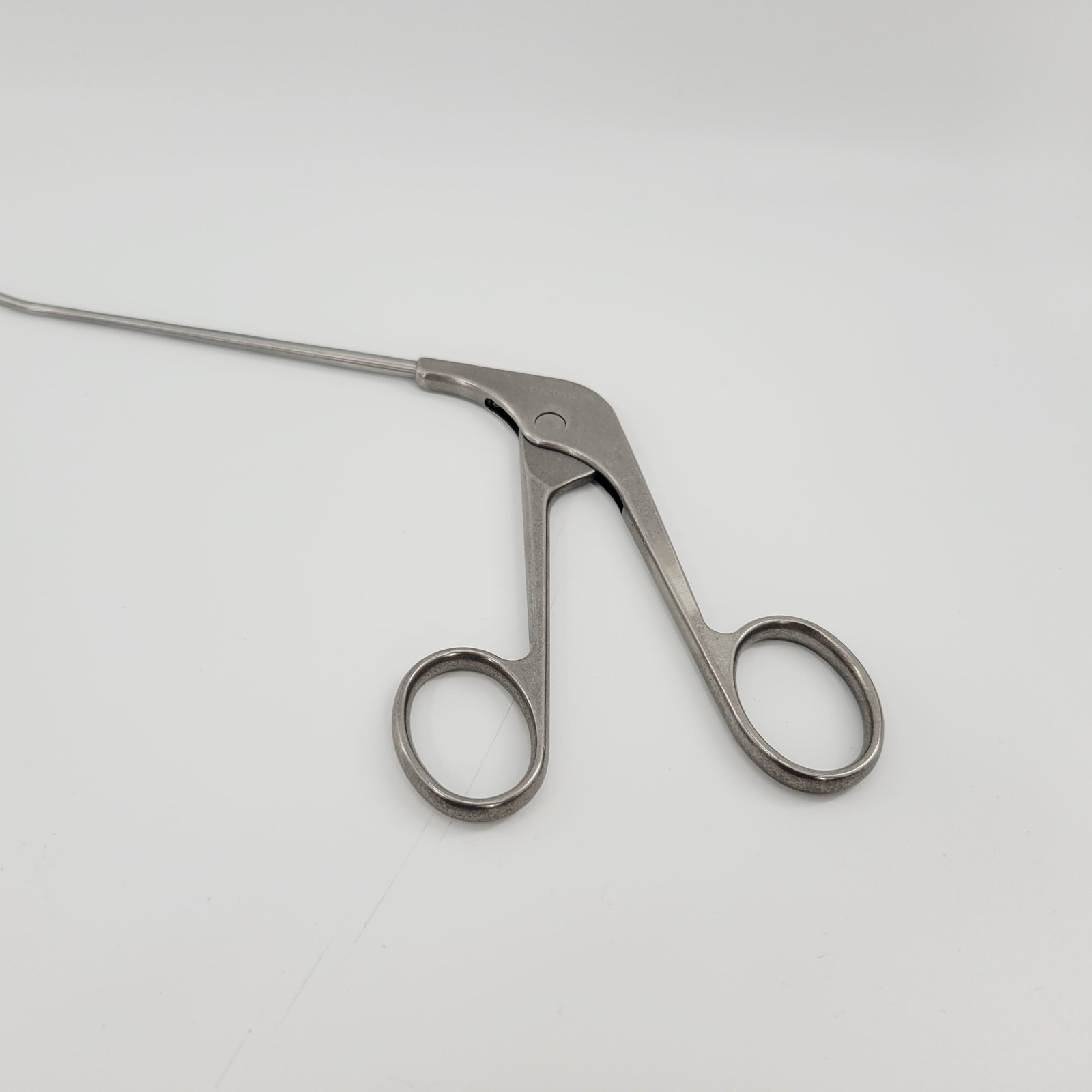 Acufex 012055 Narrowline 2mm Upswespt Basket Punch Forceps Orthopedic 8-3/4″