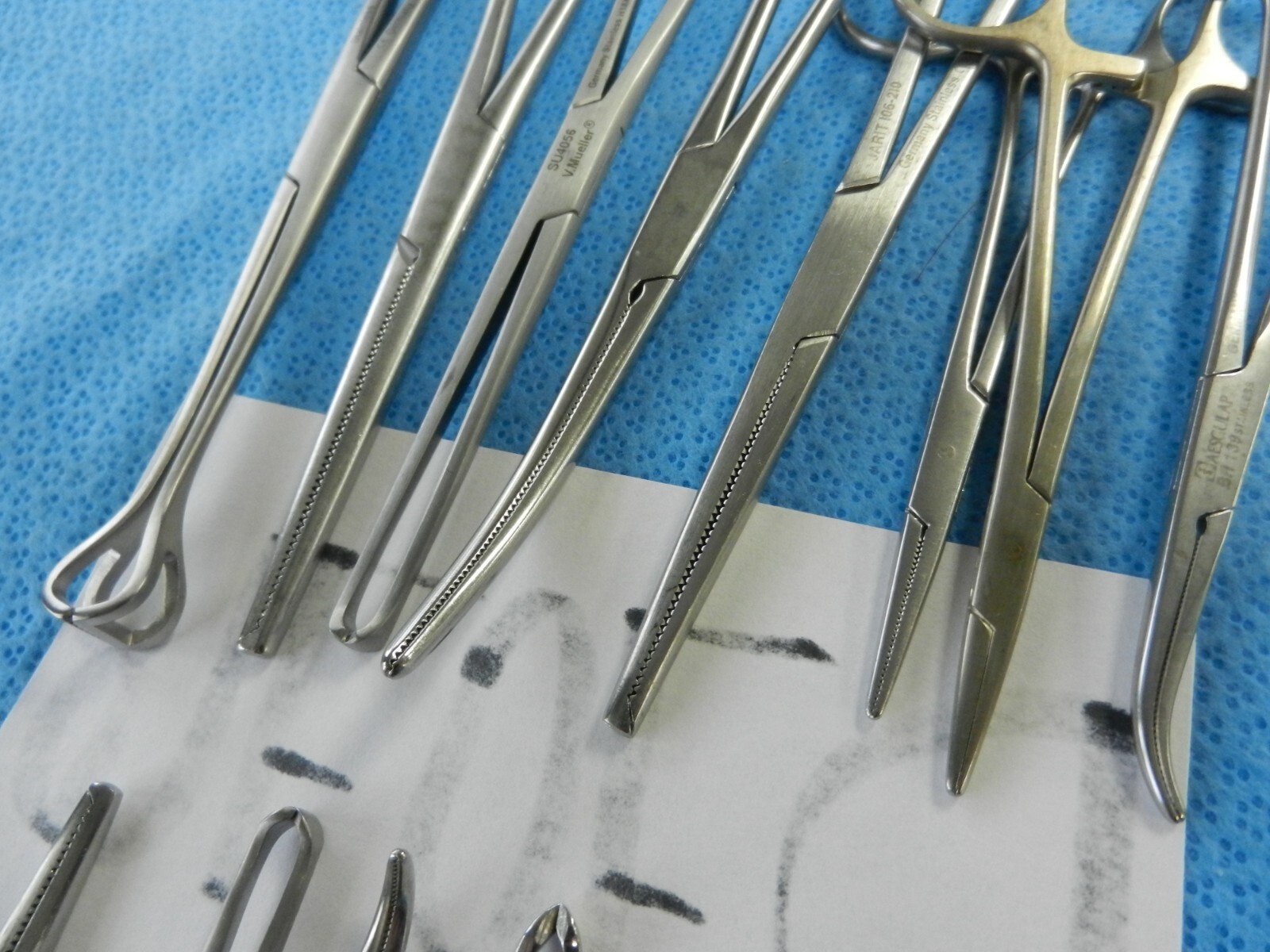 D7076 Pilling Weck V. Mueller Symmetry Surgical Forceps Lot of 15 12-21cm