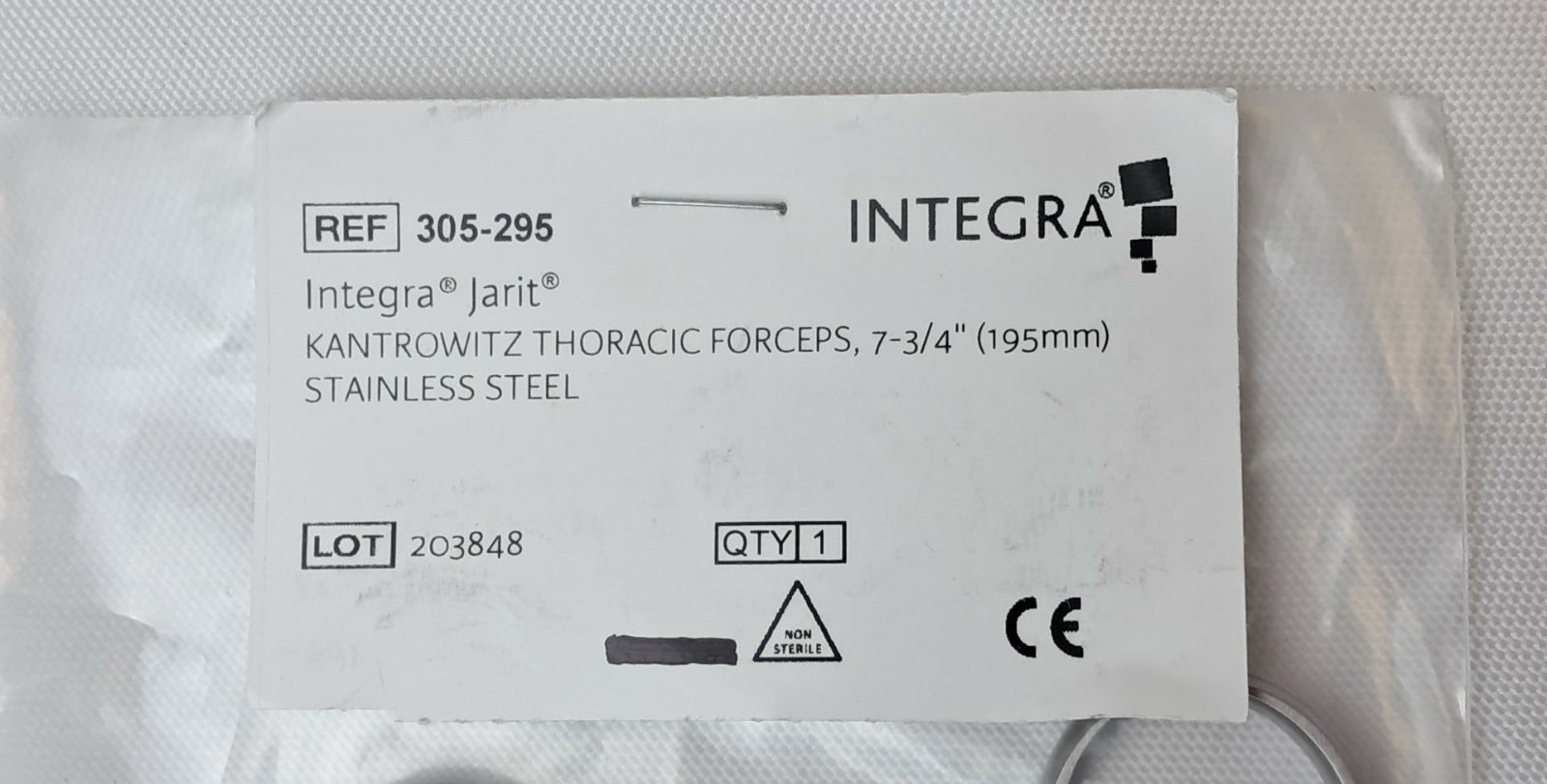 Integra Jarit 305-295, Kantrowitz Thoracic Forceps, 7-3/4″
