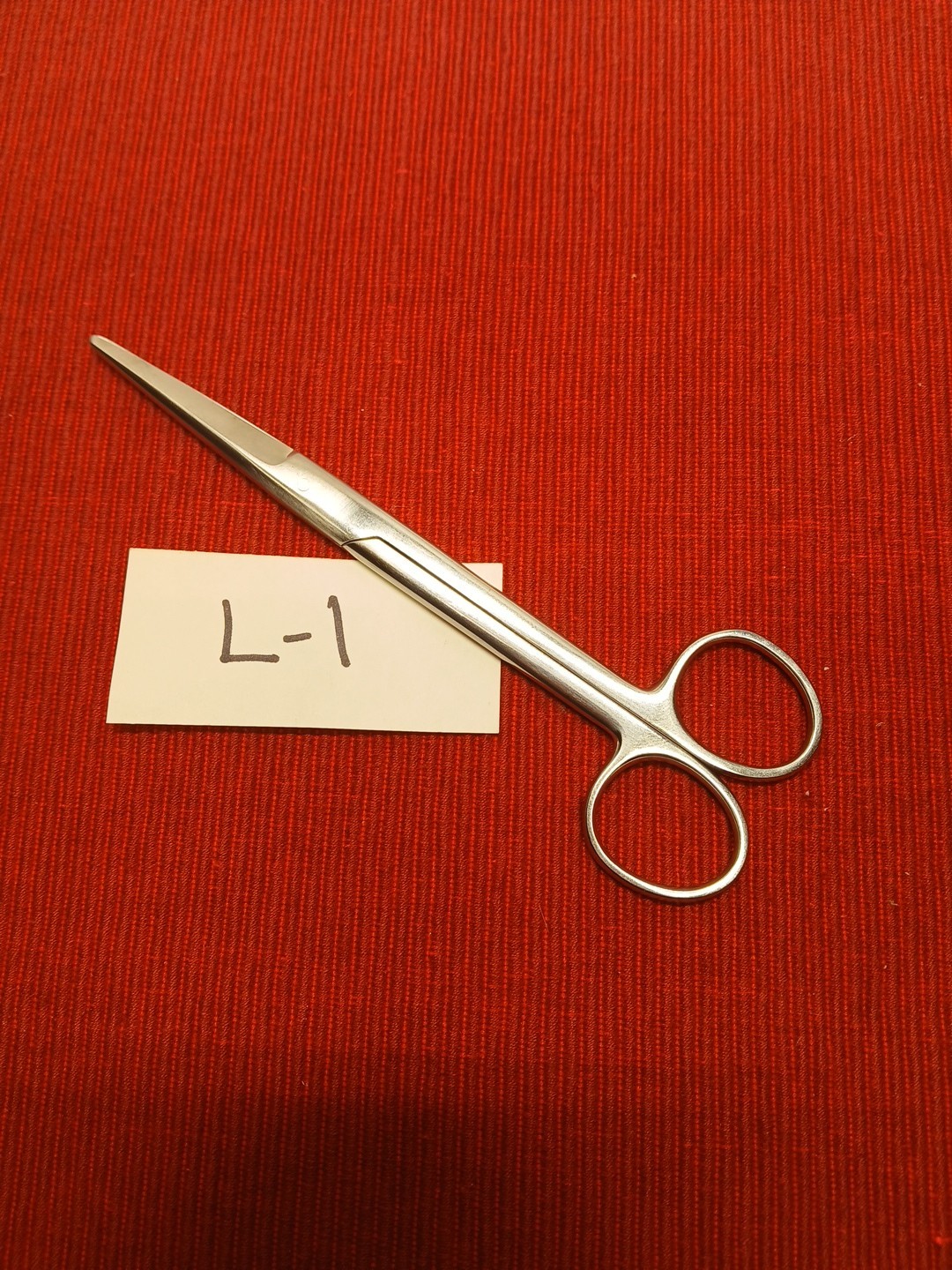 Codman Surgical Mayo Straight Beveled Blade Scissors 17.1cm Length 54-4090
