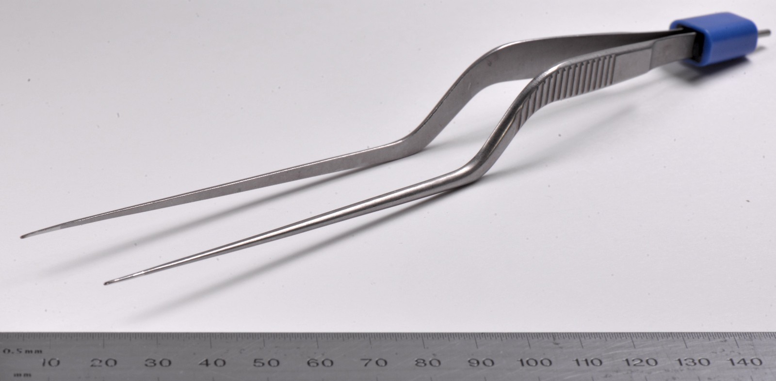 Codman 80-2979 Yasargil Bipolar Forceps 8¼” Bayonet Non Stick 0.5mm Tip Surgical