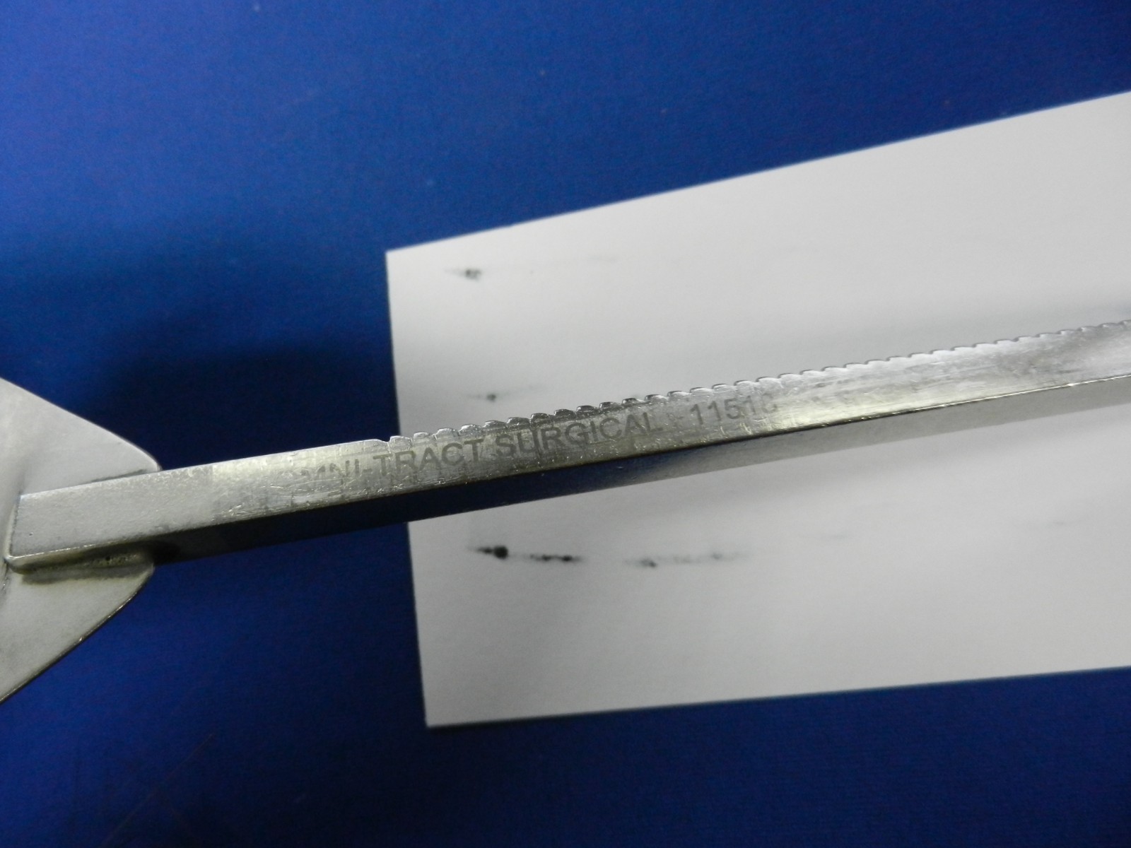 Omni-Tract 11518 Fixed Square Serrated Shaft Malleable Retractor Blade 16.5cm