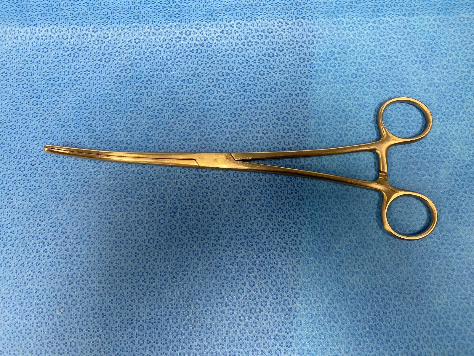 V Mueller GU-8840 Guyon-Pean 9-1/4 Inch Vessel Clamp