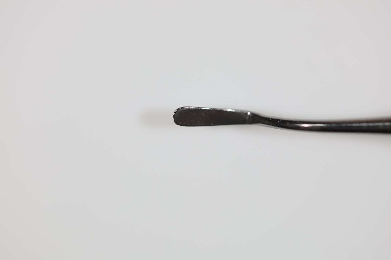 Miltex 70-182 Plastic Filling Instrument, Angled, Double-Ended, Size 4, 6-3/4in