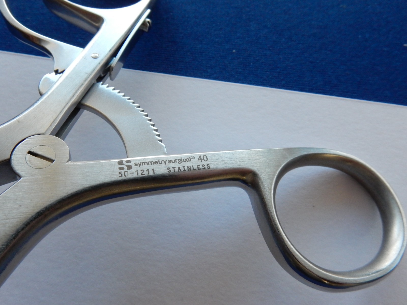 Symmetry 50-1211 Seletz-Gelpi Right Angle Retractor 6-1/2″