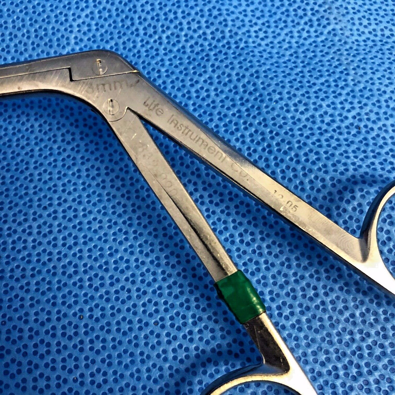 Life Instruments 832-0903-1 3 x 10mm Up Love IVD 9″ Rongeur Neurology