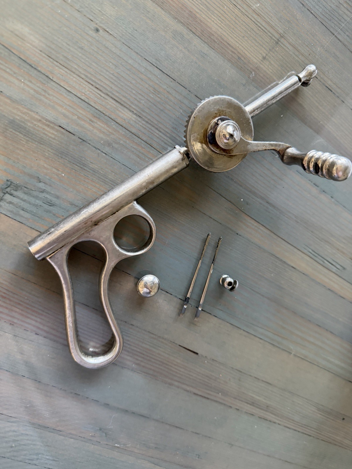 Antique Vtg P.S. CO Medical Surgical Bone Drill Orthopedic Hand Crank Tool +Bits