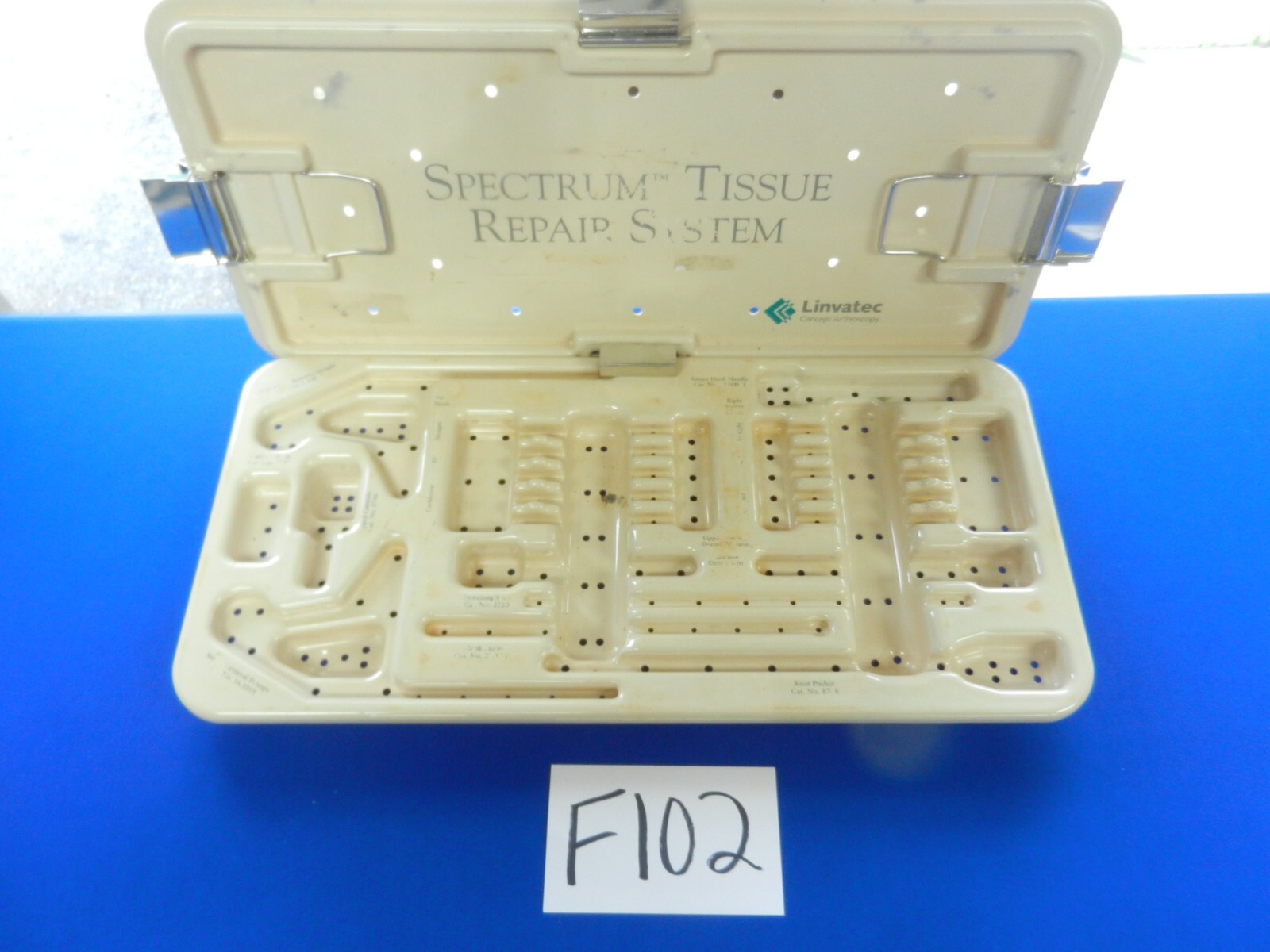 F102 Linvatec Concept Shutt Spectrum Tissue Repair System Case