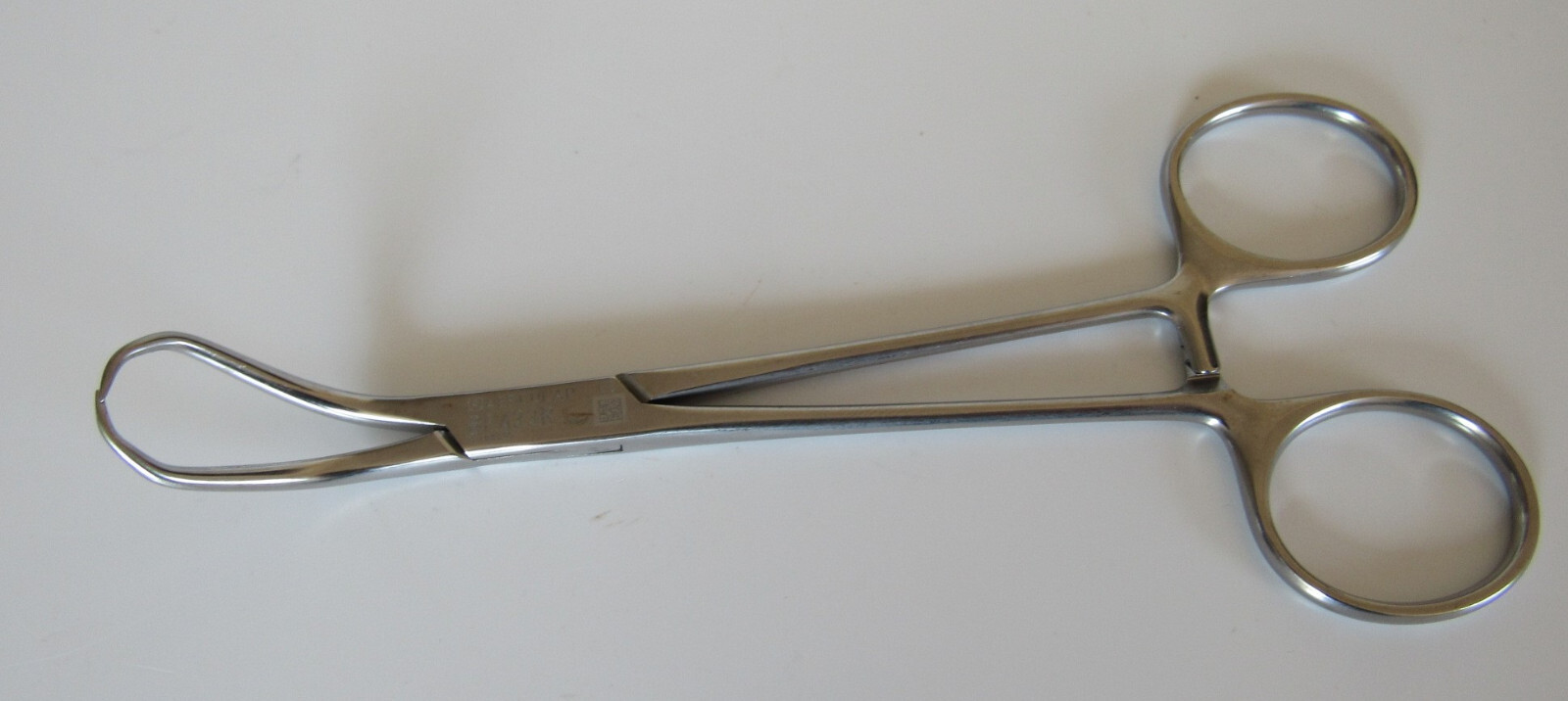 Aesculap BF433R Backhaus Towel Clamp 5¼” Curved Angled Stainless Steel