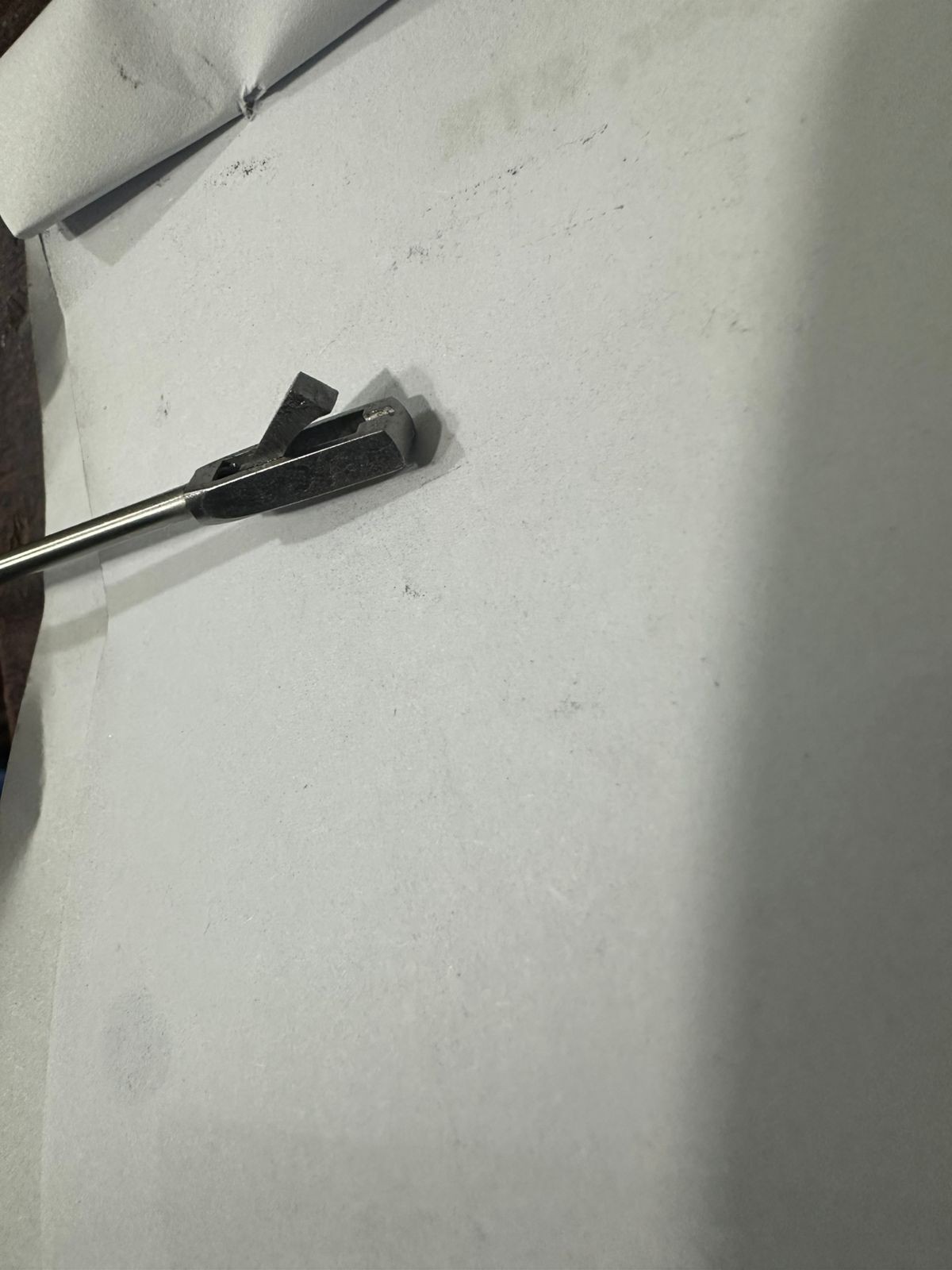 Arthrex AR-13250 Open Ended Front Notch Suture Cutter – 2.5–5.5mm, 6.25″