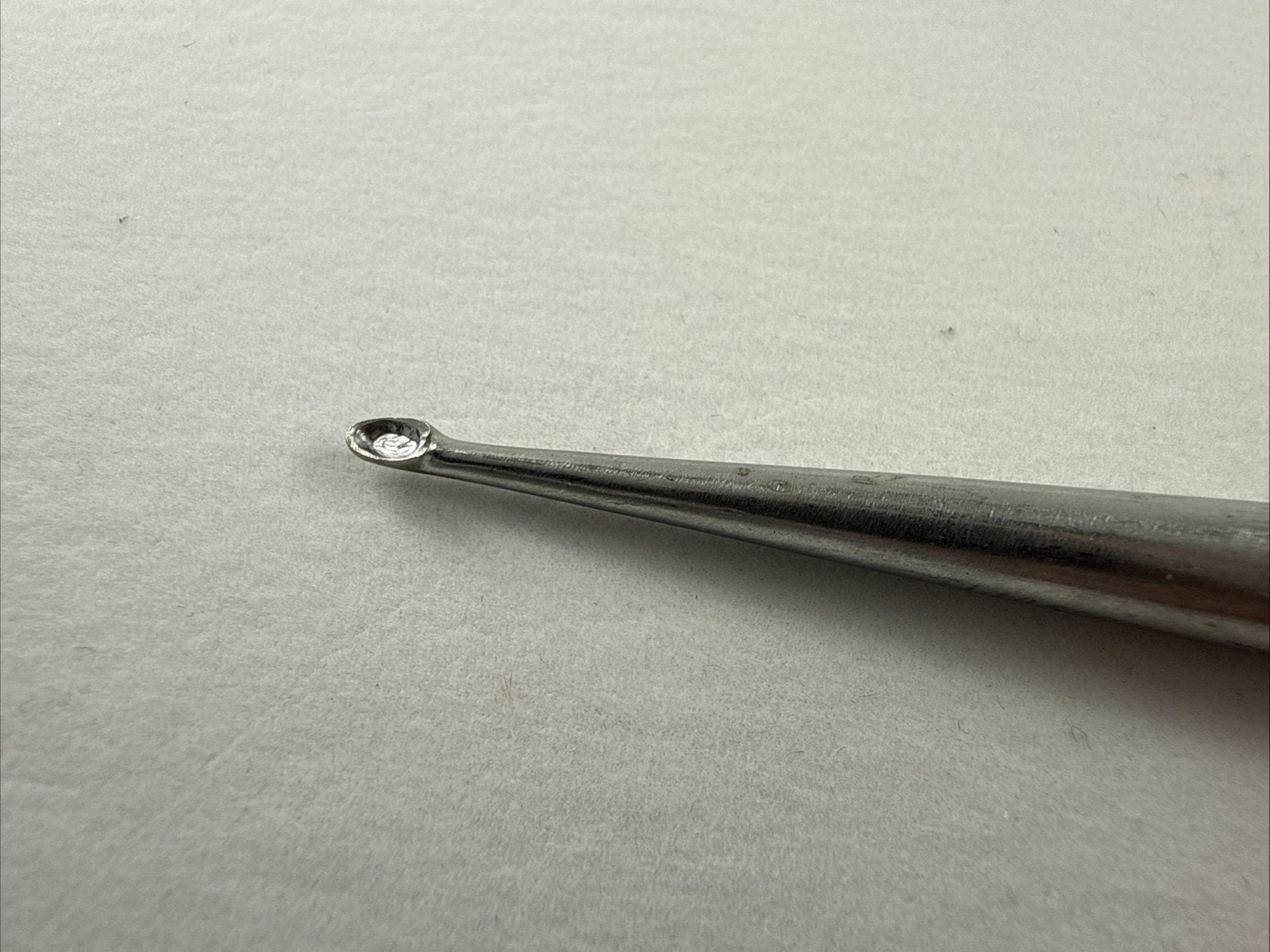 gSource Brun Curette 7″ Hollow Handle Straight Oval #2/0 gS 51.6150