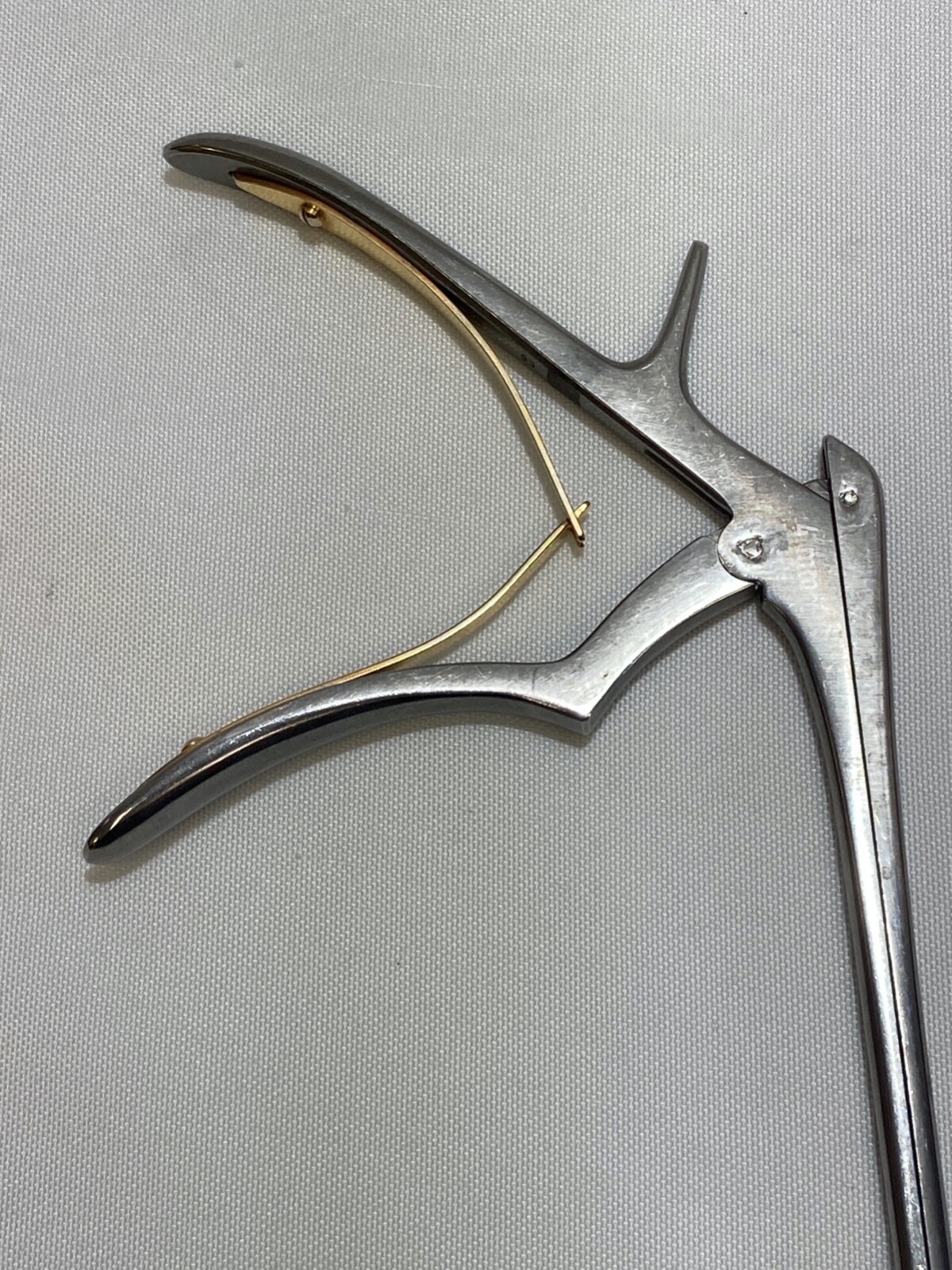 Integra Ruggles RB4894 Micro Stealth 4mm x 40° Up x 8″ Kerrison Rongeur Neuro