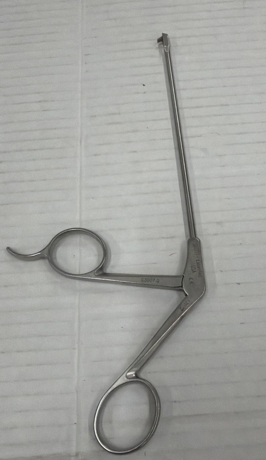 Shutt Linvatec C3007.0 Retrograde Arthroscopy Forceps Left Side Backbiter 3.4mm
