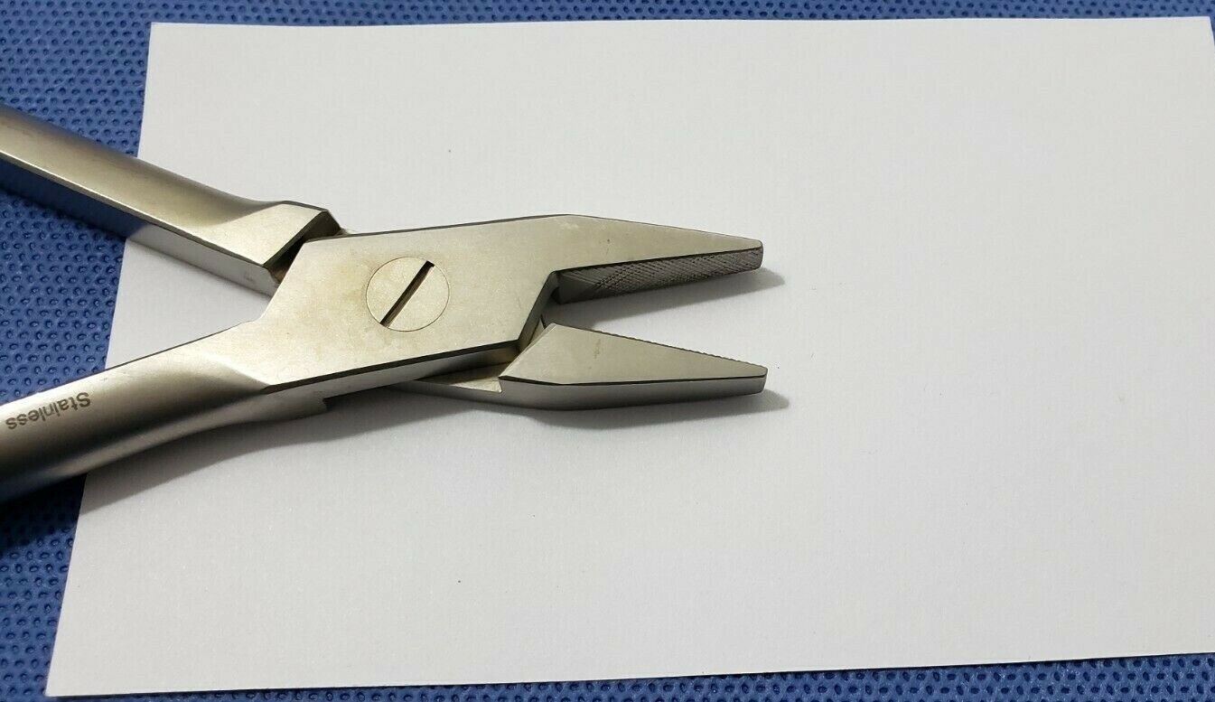 V.Mueller OS3080-002 Surgical Orthopedic Flat Nose Plier 6.75″ Tip 5mm