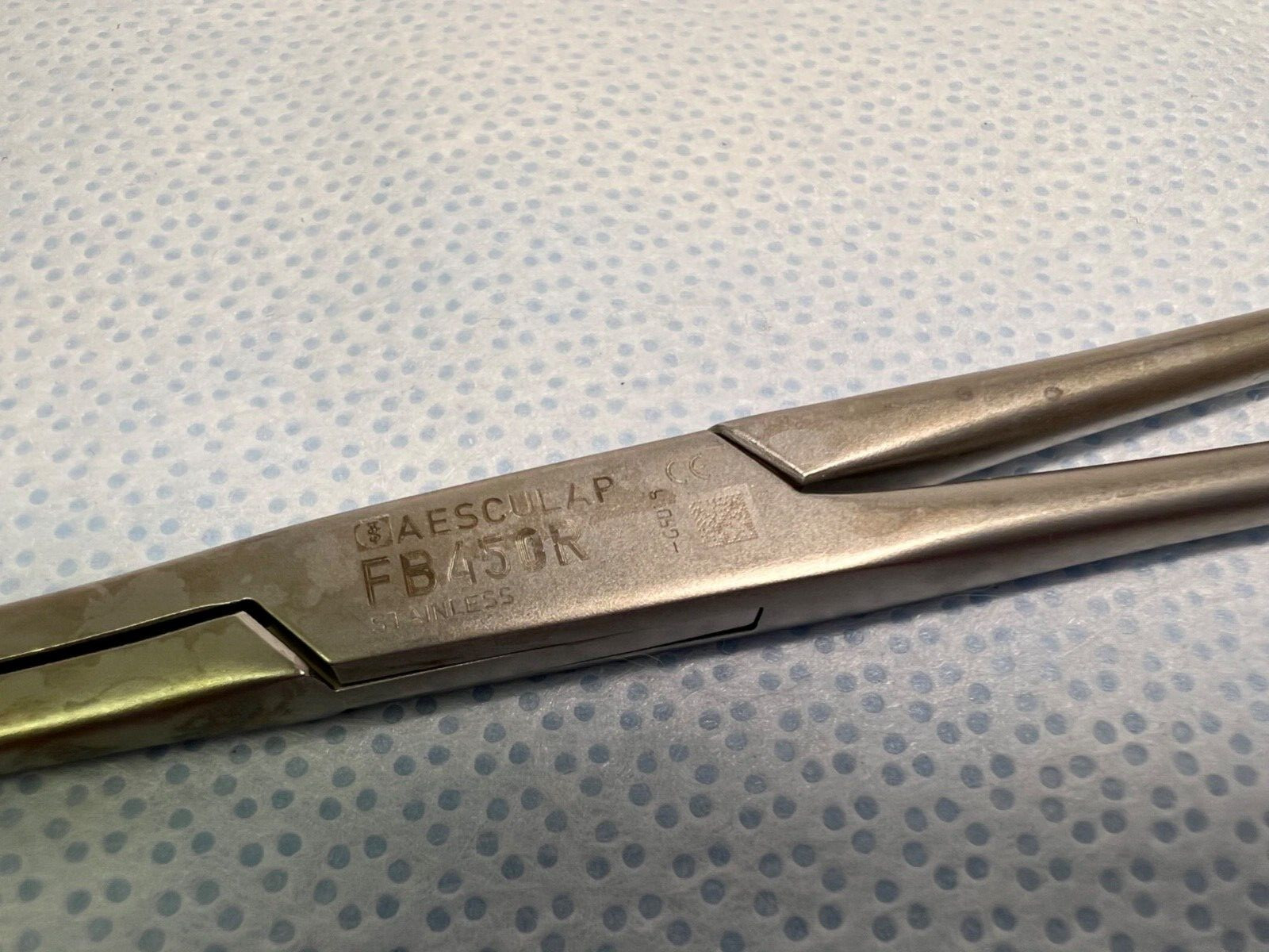 Aesculap FB450R DeBakey Atraumatic Patent-Ductus Clamp, Straight 8-1/4″