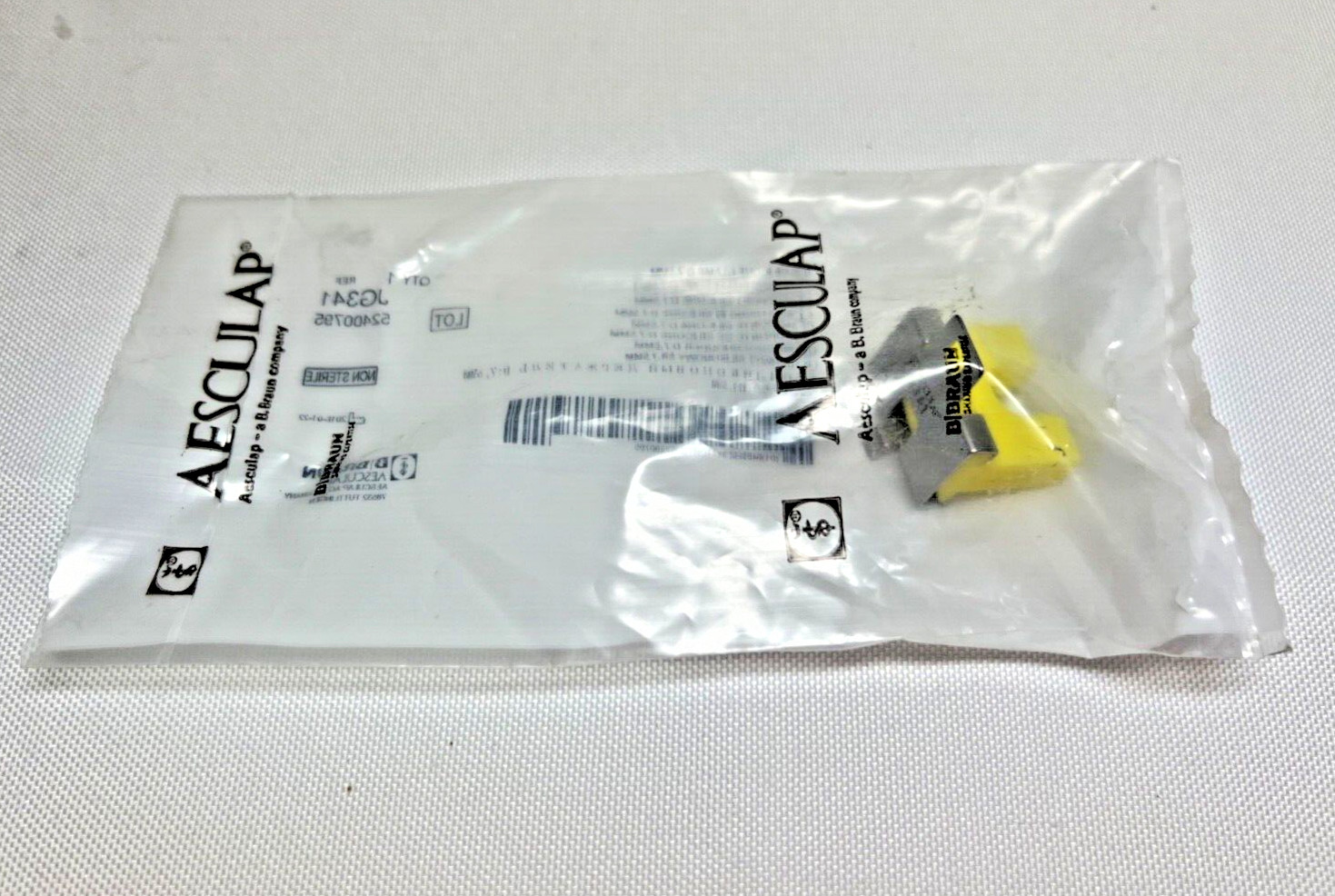 Aesculap JG341 Small Silicone Clamp w/ Fixation Clamp 1/4″ 7.5mm