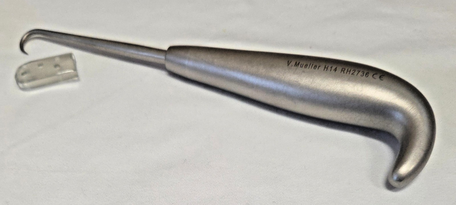V. Mueller RH2736 Gilles Bone & Zygoma 9mm Hook 7-3/8″ Long (A6D)
