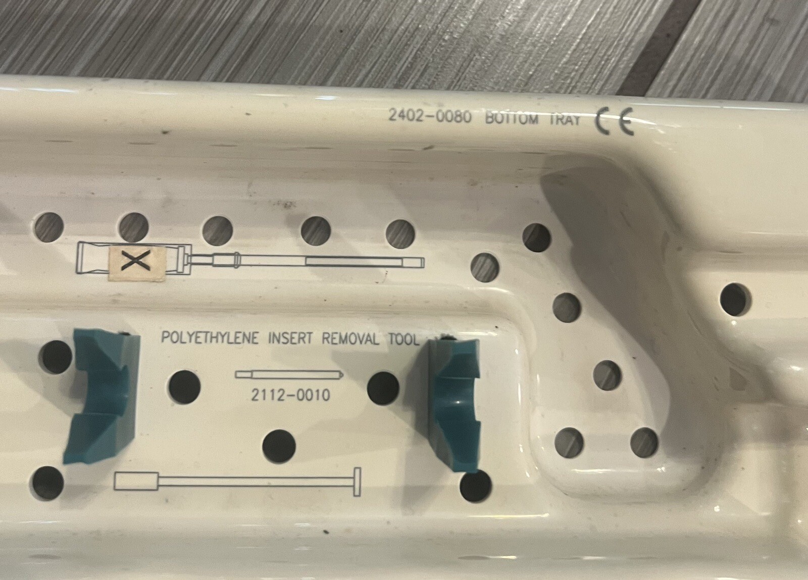 stryker c-taper trial head Lot With Insert Tray