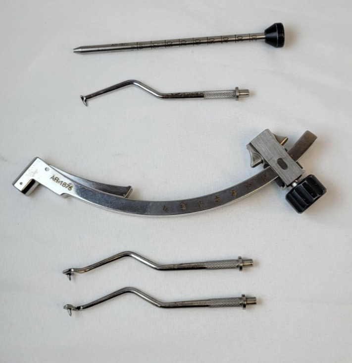 Arthrex 5 Pc ACL Reconstruction Instrument Set, Orthopedic