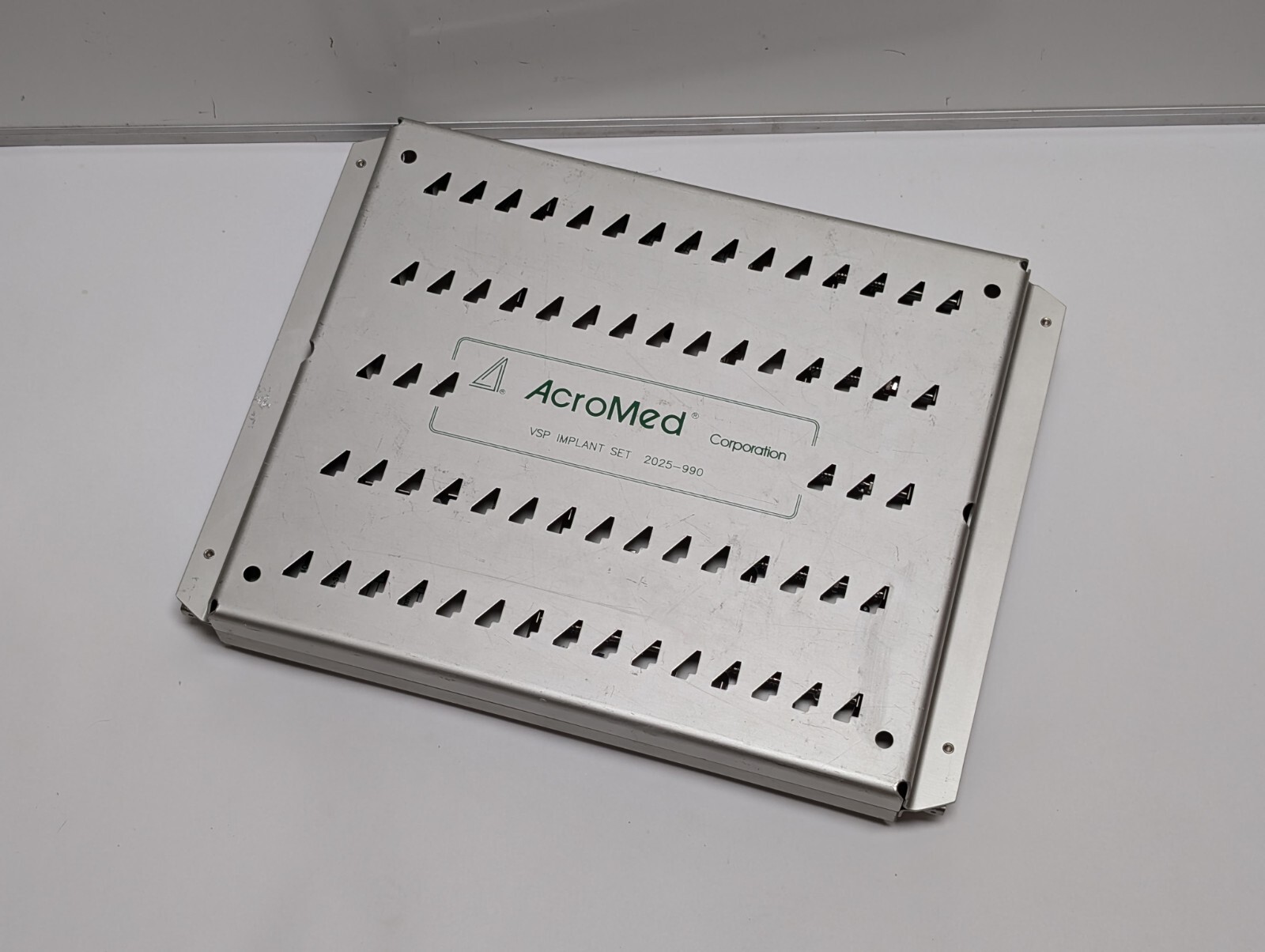 ACROMED 2025-990 VSP Implant Set (USED).