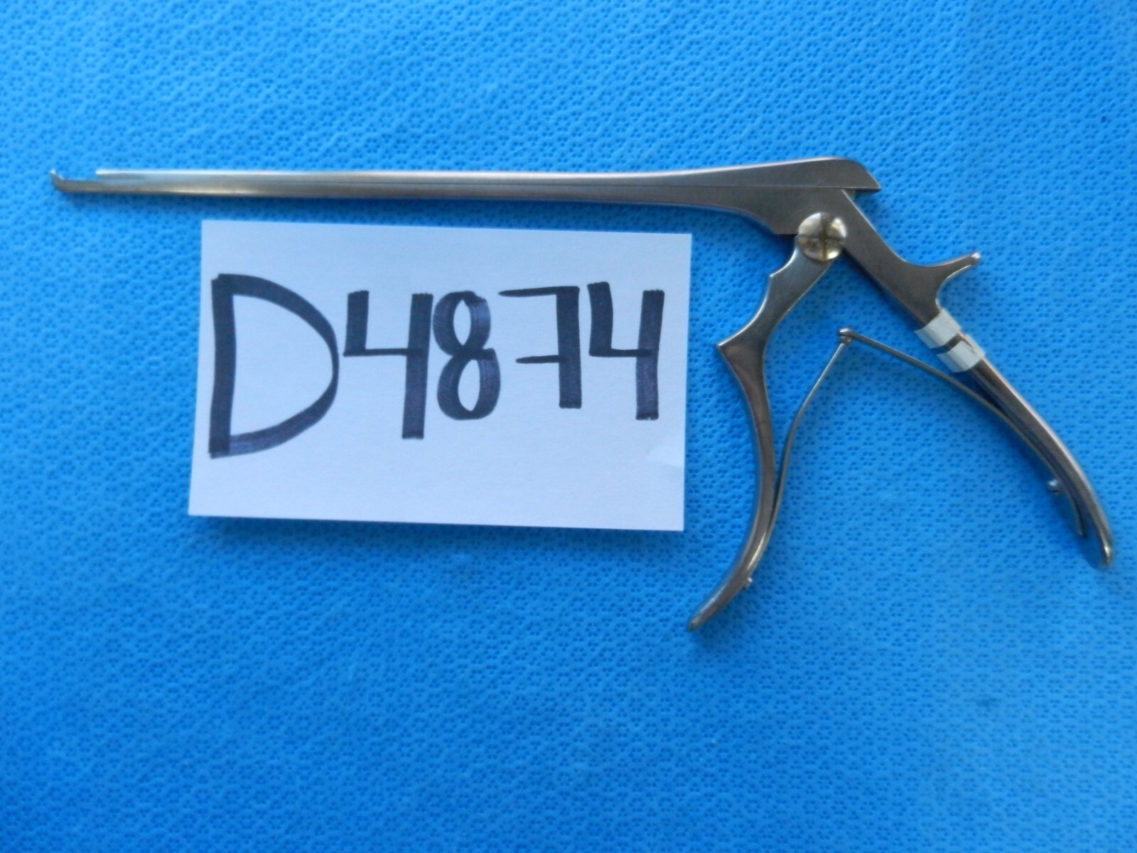 D4874 Codman Classic Kerrison Rongeur 3mm 19.5cm Shaft 53-1527