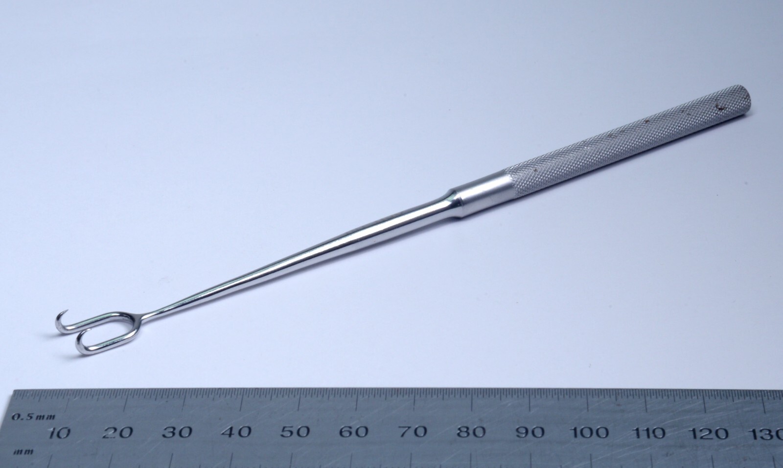 V. Mueller #RH-1130 Nasal tenacula Double Hook 7mm Sharp 6¾” Stainless Surgical