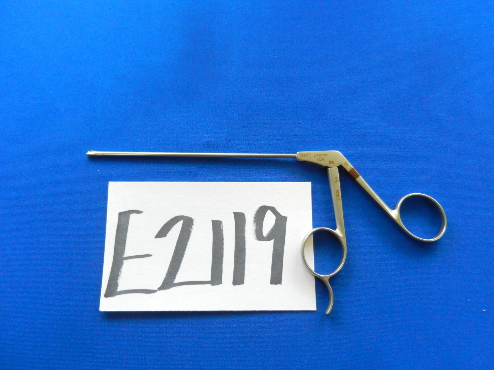 E2119 Shutt Linvatec 2.1039 3.7mm Straight Blunt Tip Square Trim Forceps