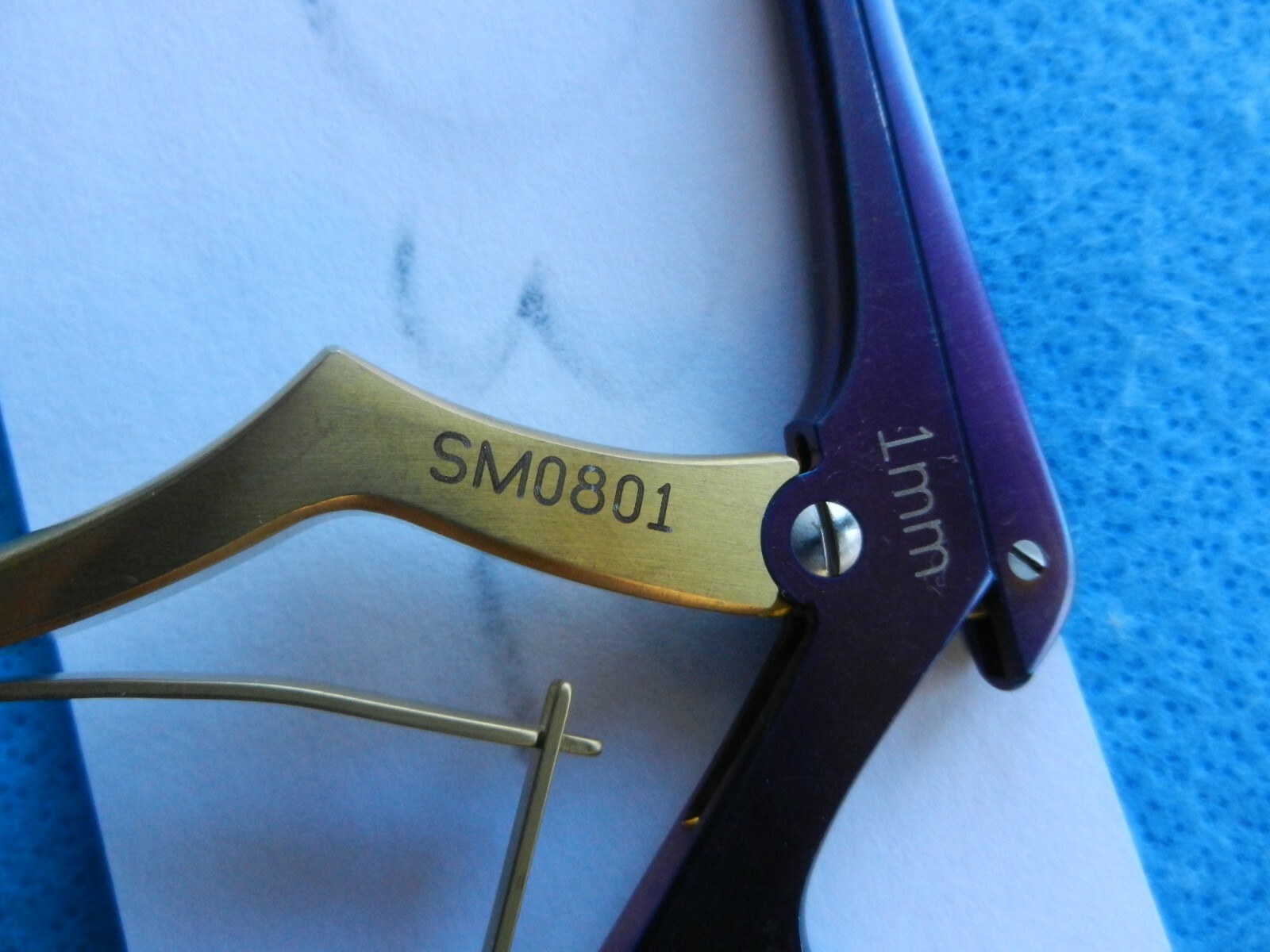 Medtronic V. Mueller Boss Surgical Orthopedic 1mm 8in 40 Deg Ronguer SM0801