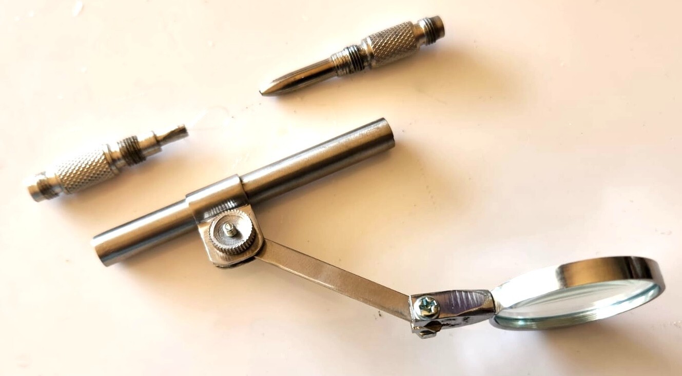 Eye Magnet Loop Forceps with Magnifying Glass Ophthalmic Surgical Instruments