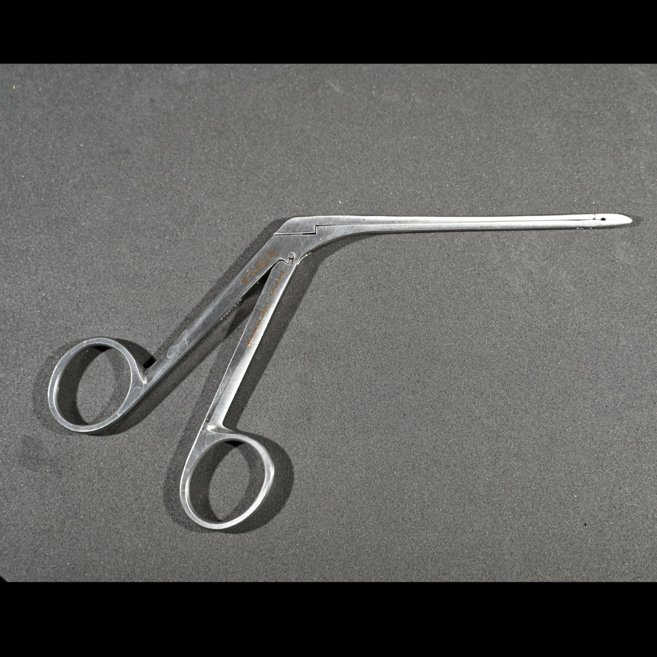 Stryker Entellus CS-104 MiniFESS Takahashi Forceps Straight 2.5 × 8 mm Jaws