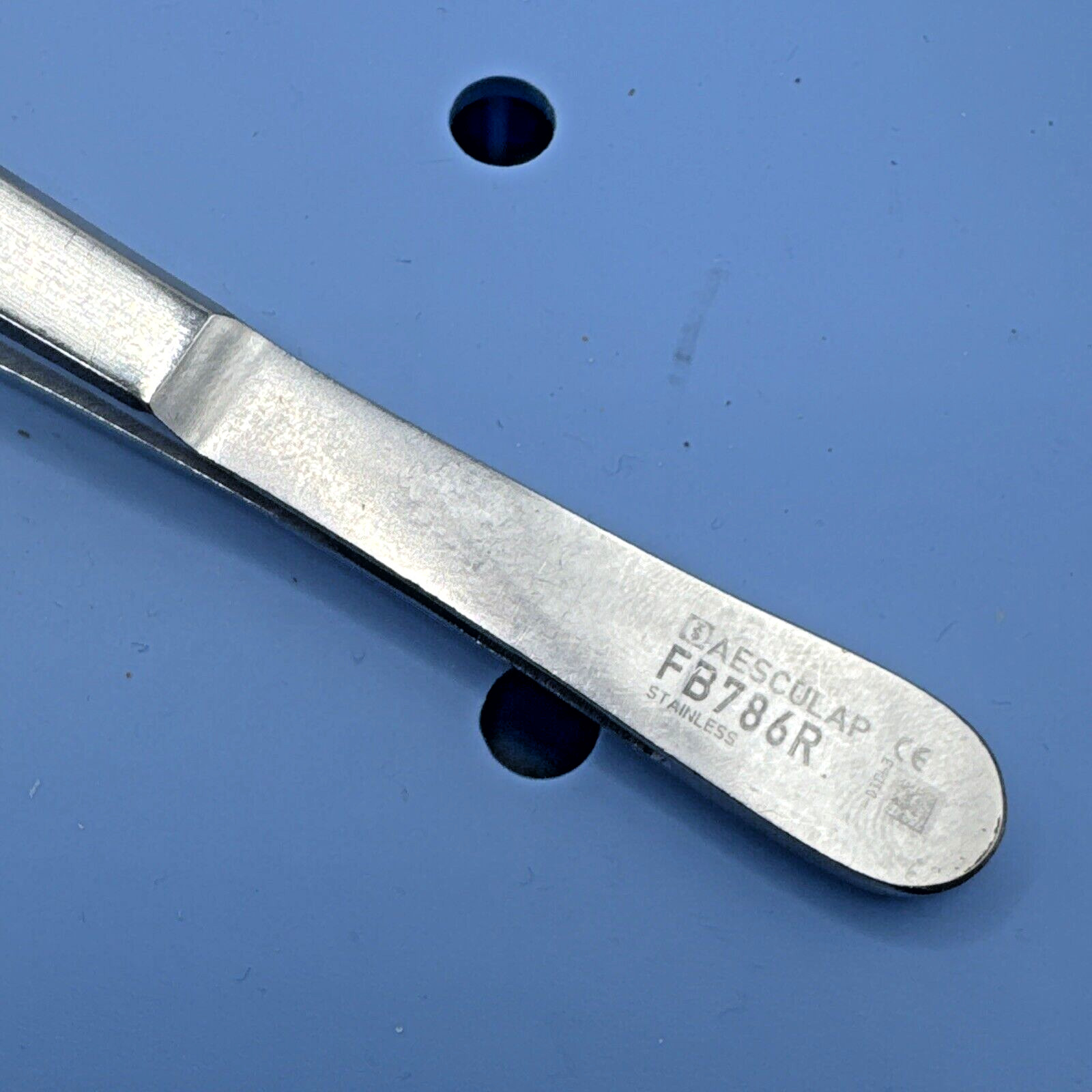 Aesculap FB786R COOLEY ATRAUMATA Atraumatic Forceps, Straight, Toothing