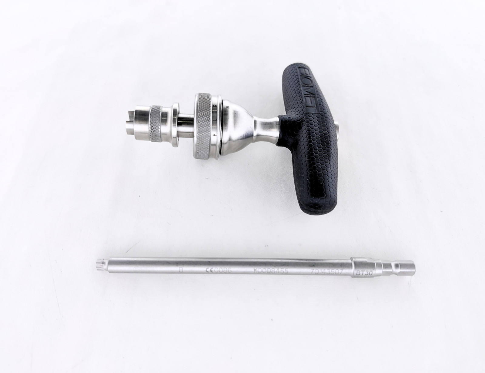 Zimmer Biomet 110017412 T-Handle Ratchet AO Type Cannulated W/ Star Shaft 2 Pcs