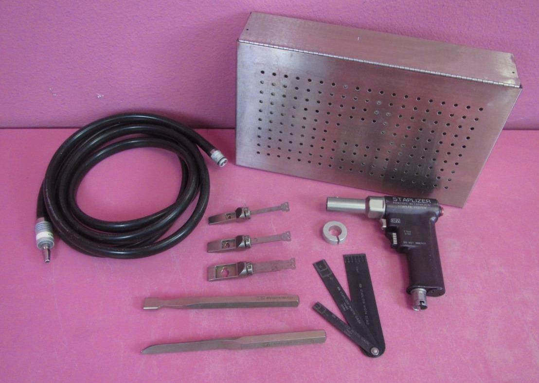 3M T100 Pneumatic Staplizer Metaphyseal Surgical Stapler System w/ Hose & Case