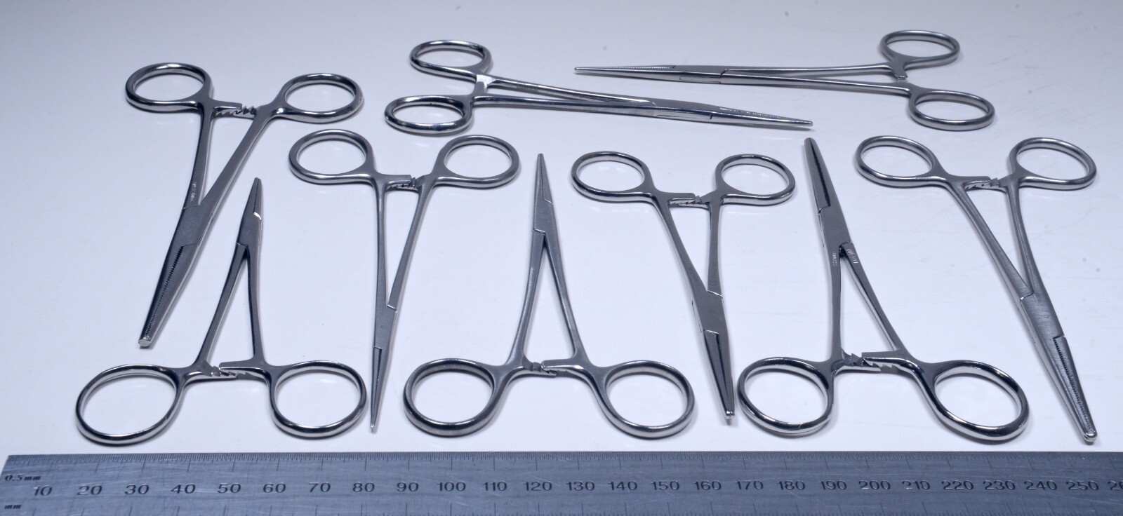9x Surgical Straight Hemostatic Forceps Kelly Crile Rochester Stainless Steel