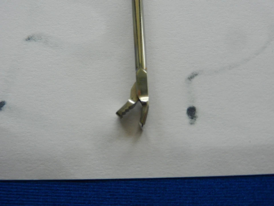 F5 Symmetry Access Surgical Arthroscopy Punch, RAZEK, UP 15°, 3.6 MM Bite