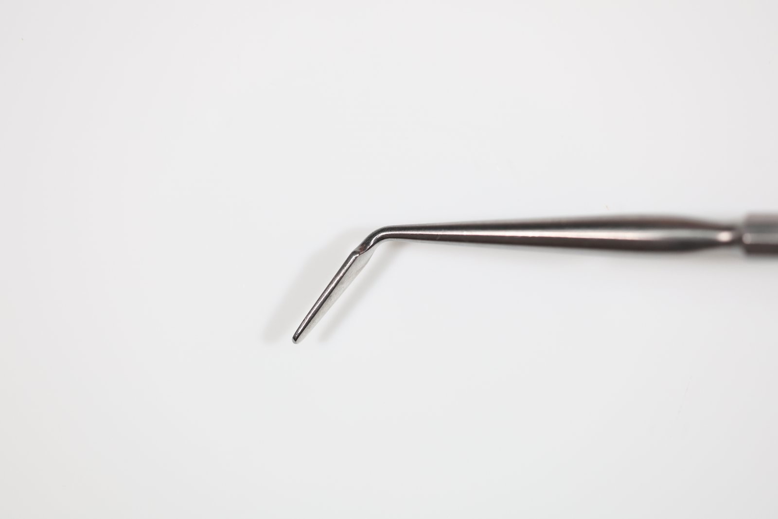 Codman 65-1100 Frazier Dual Separator, Angled, 13mm Long Blade, 6-1/2in