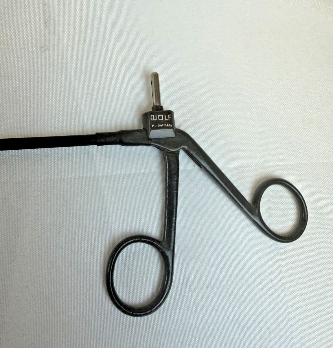 R. Wolf 8383.03 Laparoscopic 5mm x 33cm Atraumatic Monopolar Grasping Forceps