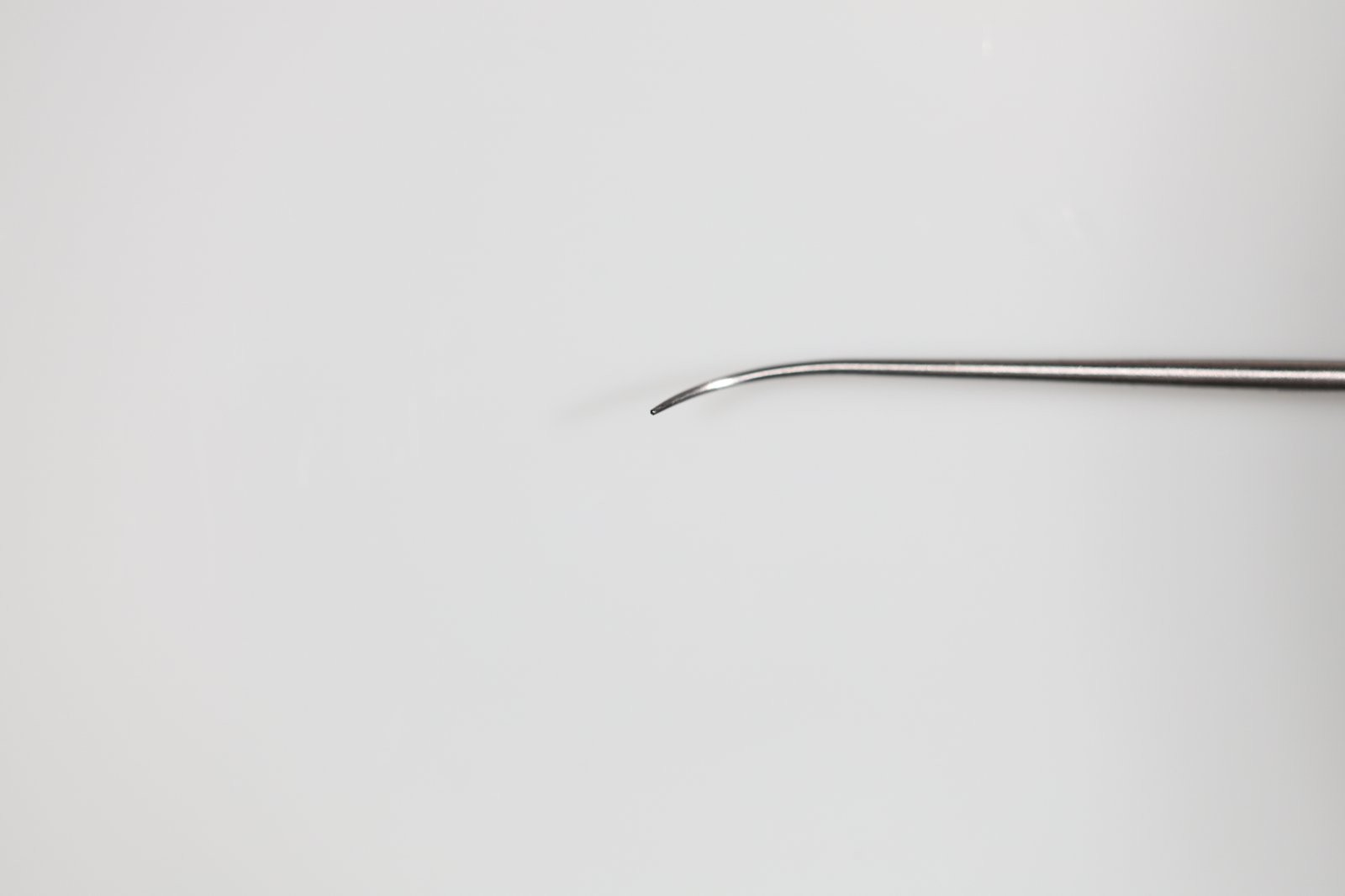 Xomed 3722056 House-Wiet Surgical Needle, Curved, Dull, 6in